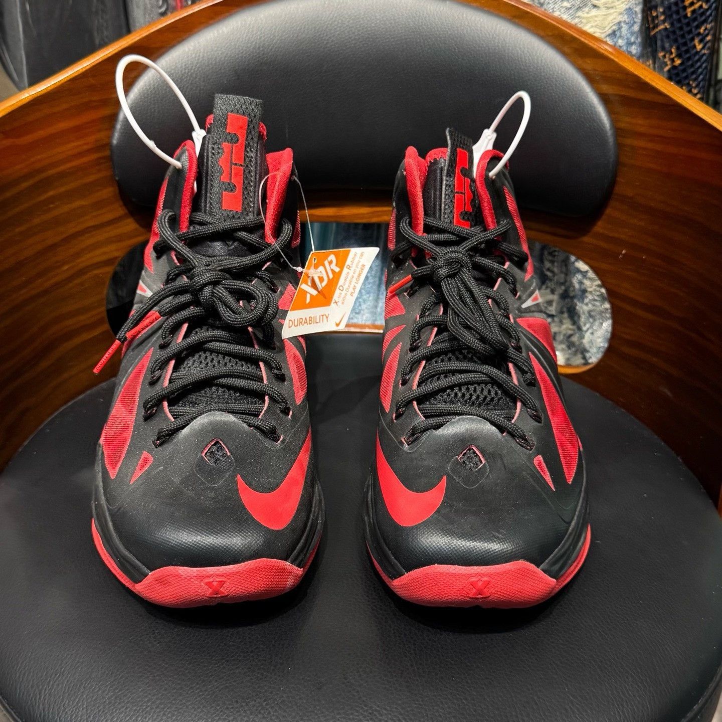 Nike Nike LEBRON10 Black Lowtop Sneakers 42.5 Men Size US 9.5 / EU 42-43 - 2 Thumbnail