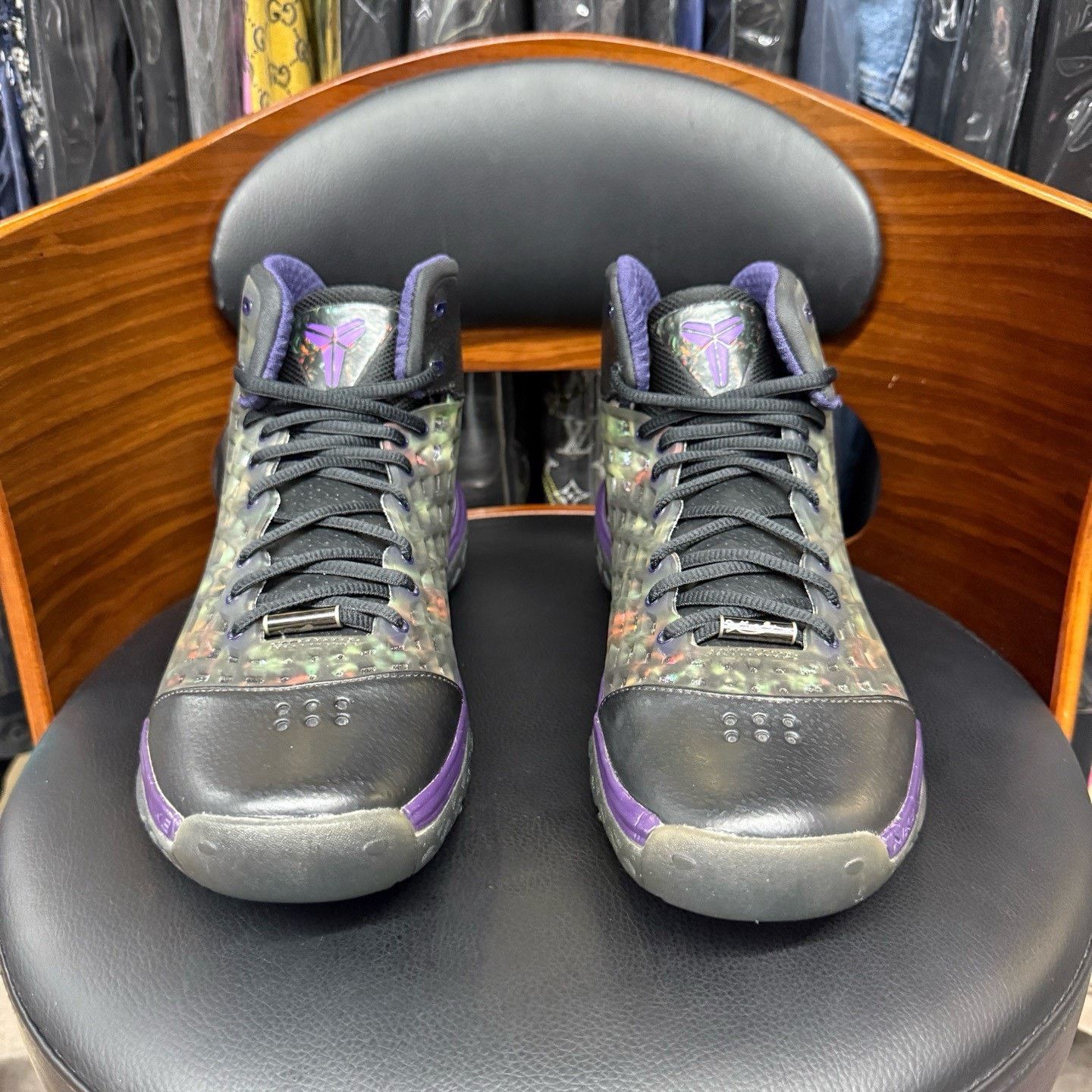 Nike Nike KOBE3 Purple Lowtop Sneakers 42 Men Size US 9 / EU 42 - 2 Thumbnail