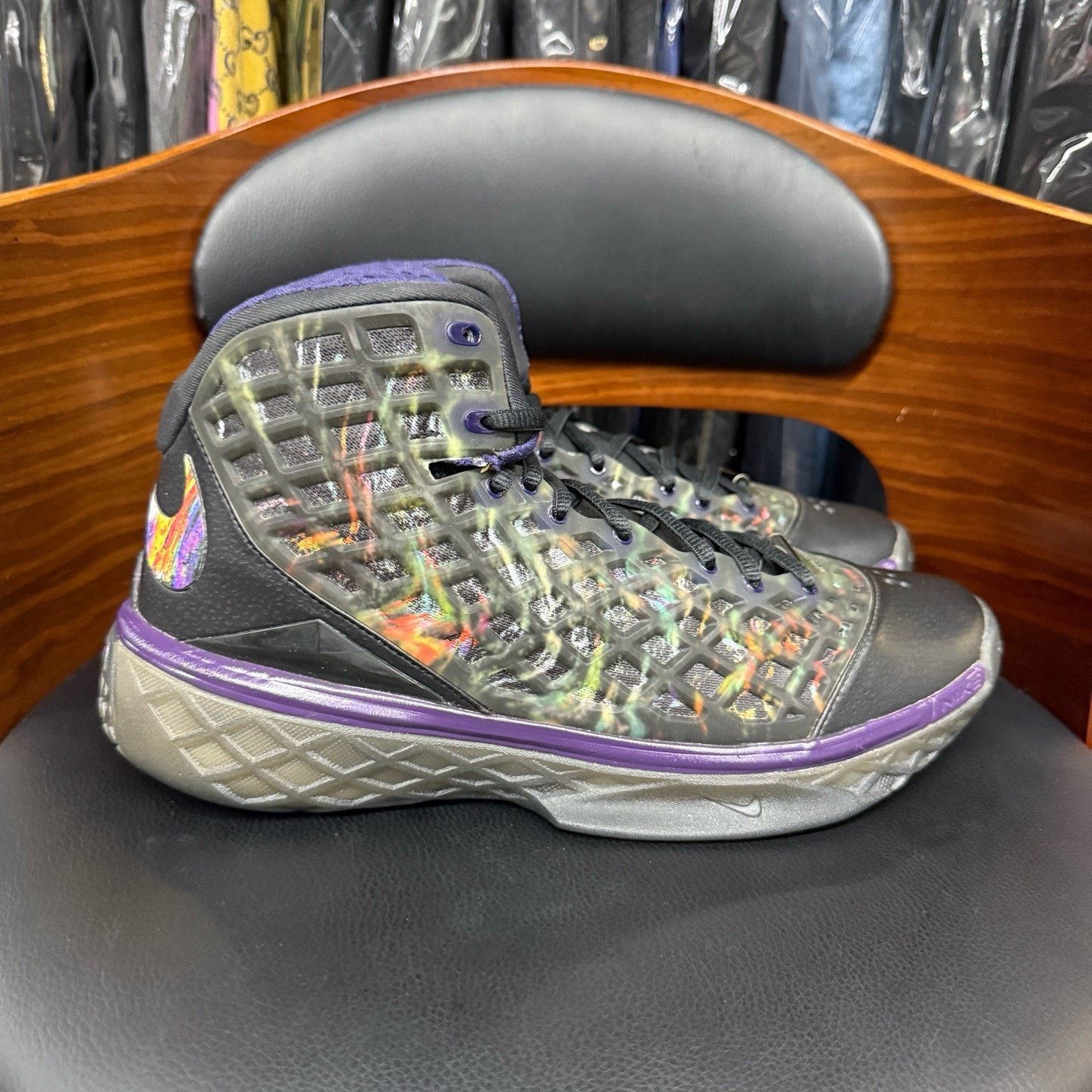 Nike Nike KOBE3 Purple Lowtop Sneakers 42 Men Size US 9 / EU 42 - 4 Thumbnail