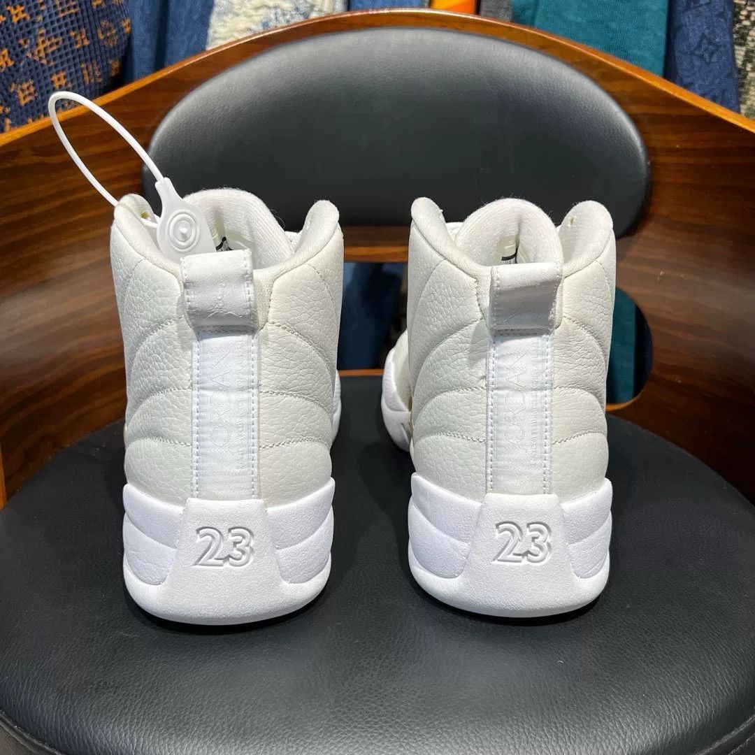 Nike Nike AJ12 White Lowtop Sneakers 44 Men Size US 10.5 / EU 43-44 - 3 Thumbnail