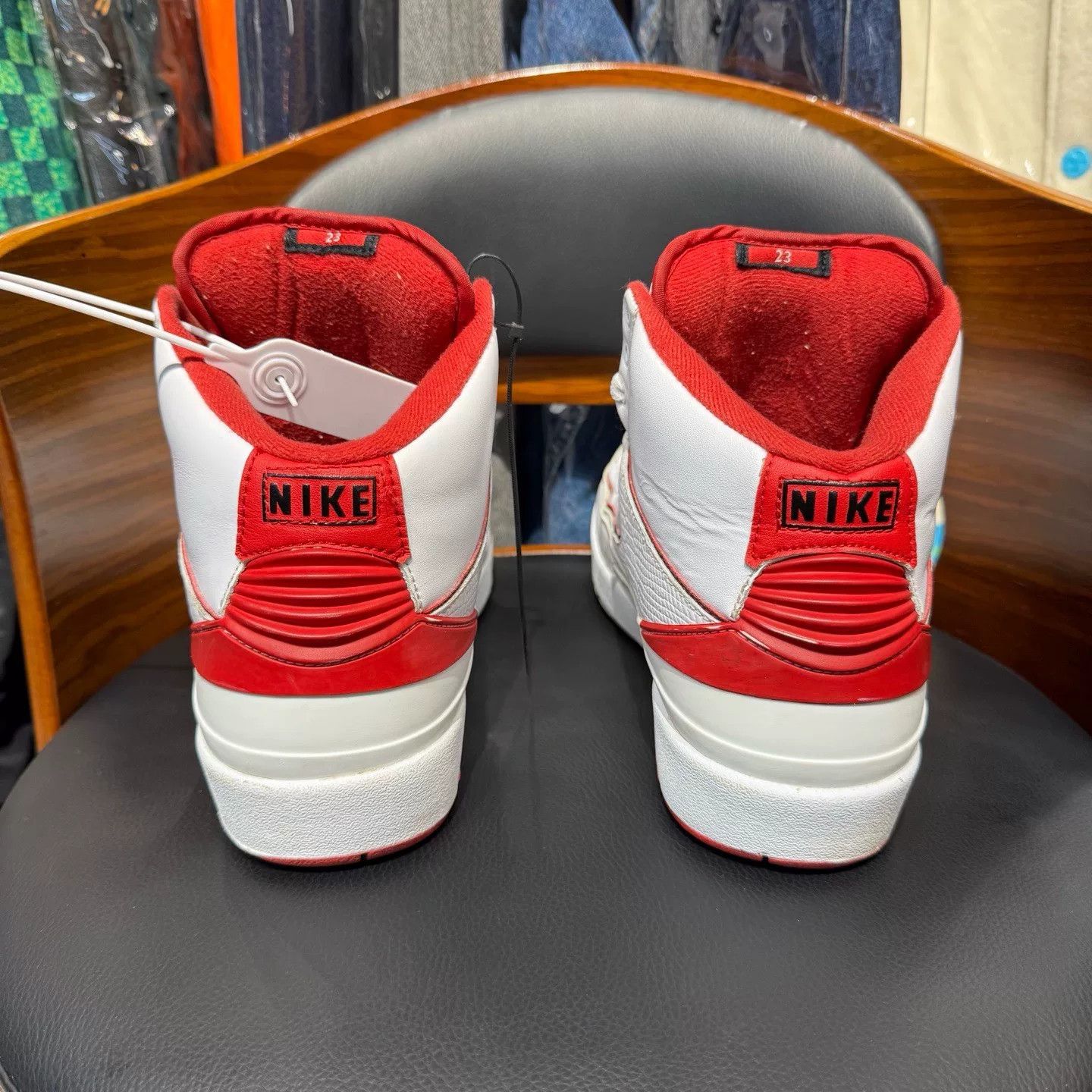 Nike Nike AJ2 Red Lowtop Sneakers 43 Men Size US 10 / EU 43 - 3 Thumbnail