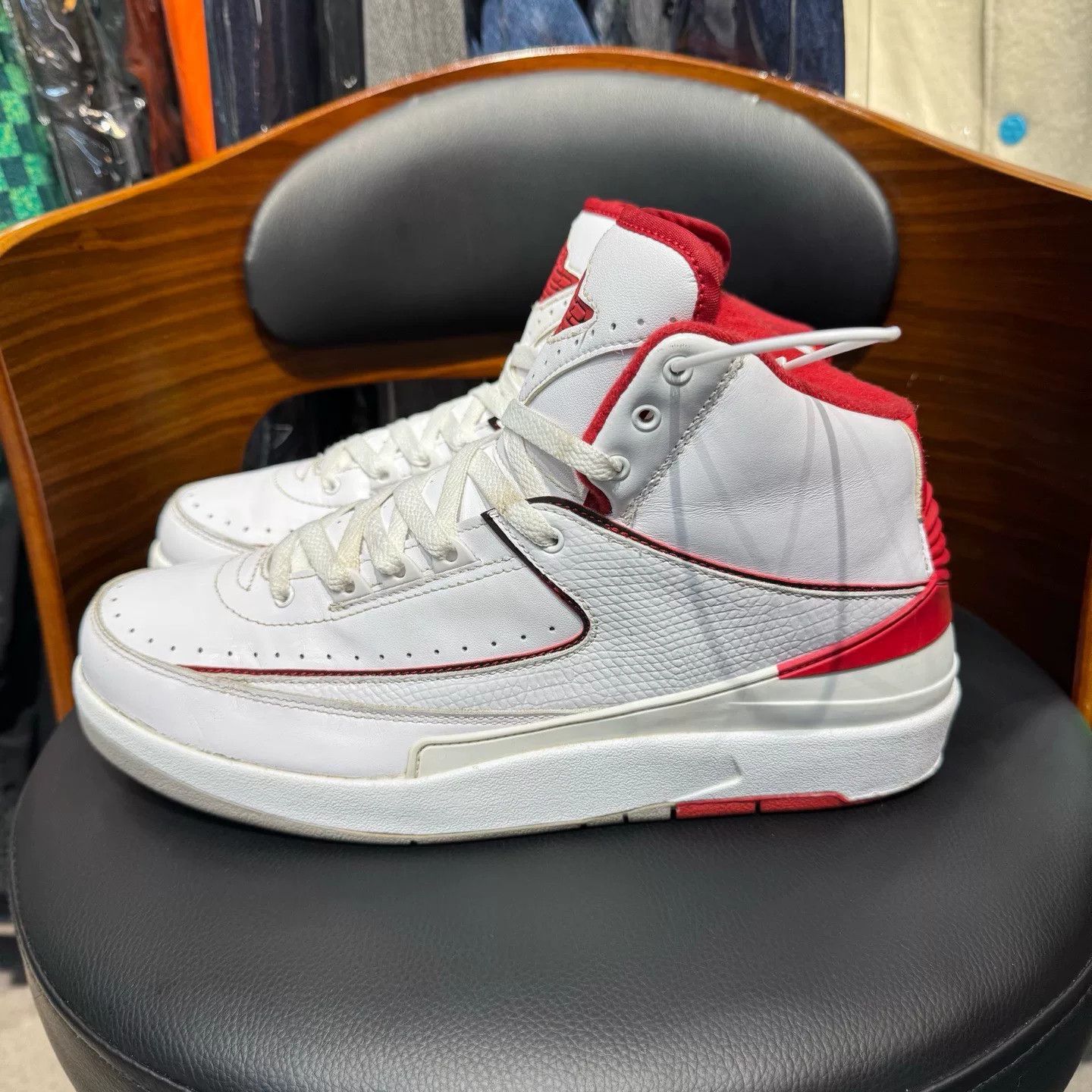 Nike Nike AJ2 Red Lowtop Sneakers 43 Men Size US 10 / EU 43 - 6 Thumbnail