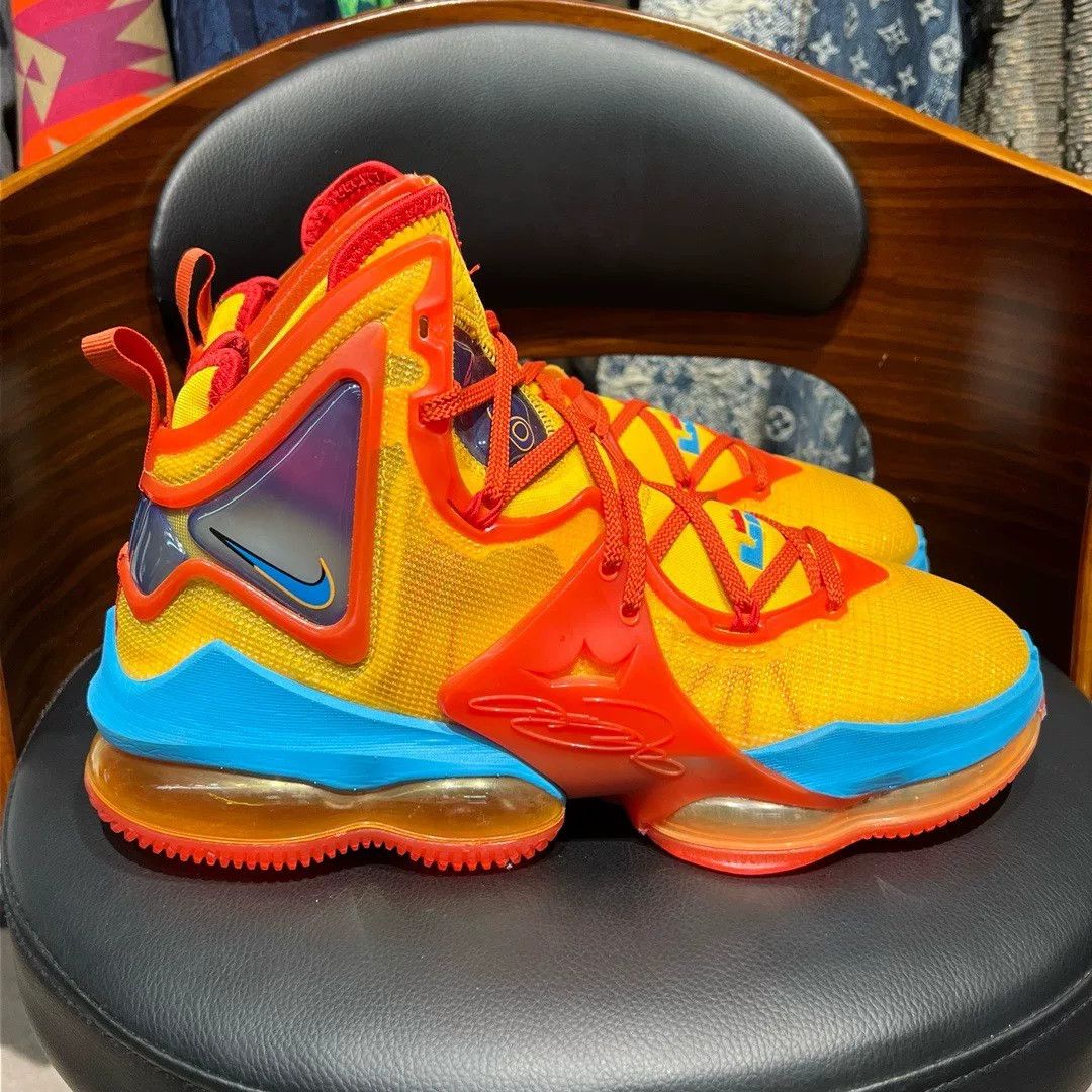 Nike Nike LEBRON19 Multi Lowtop Sneakers 42.5 Men Size US 9.5 / EU 42-43 - 6 Thumbnail