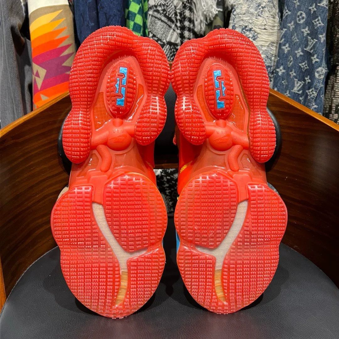 Nike Nike LEBRON19 Multi Lowtop Sneakers 42.5 Men Size US 9.5 / EU 42-43 - 8 Thumbnail