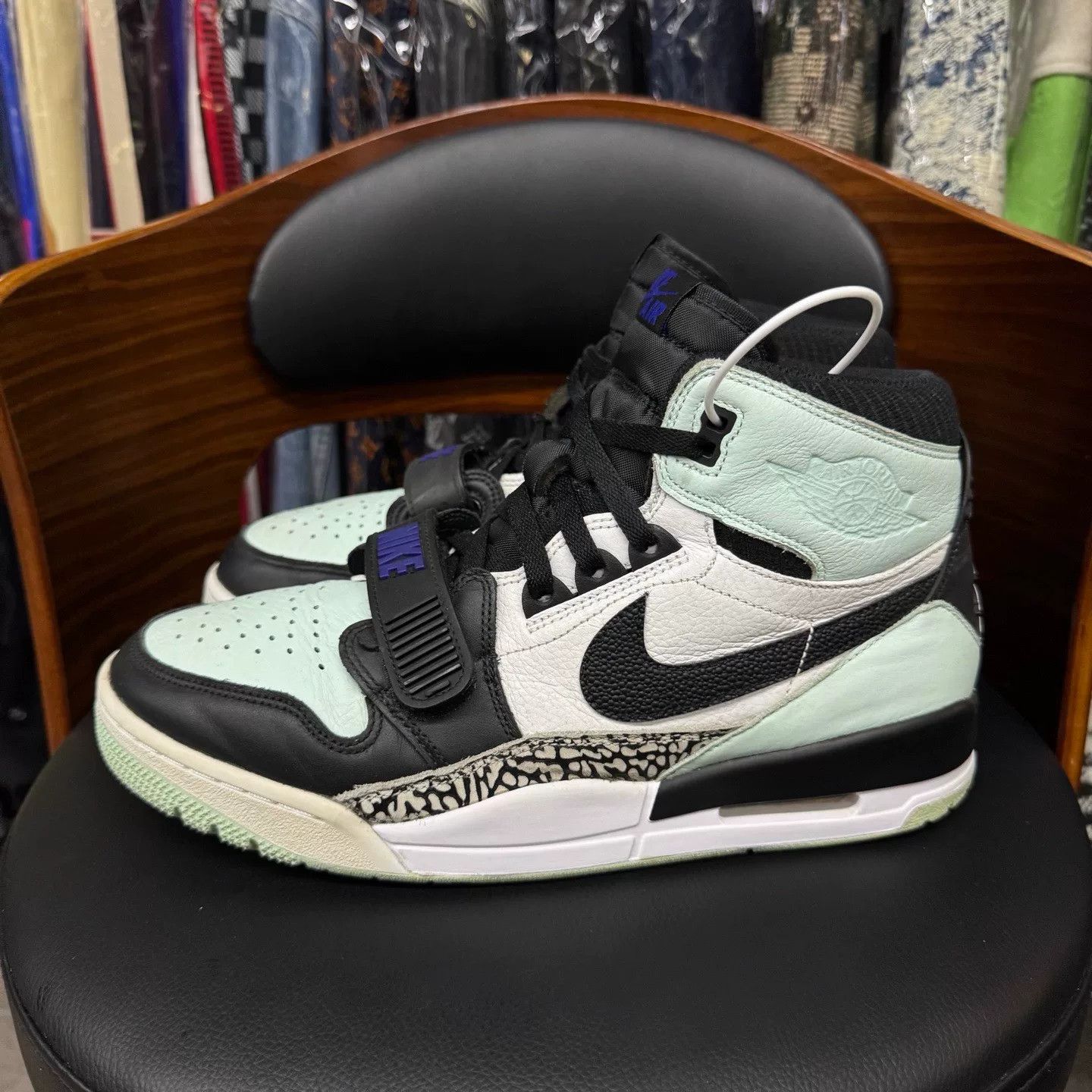Nike Nike Green Lowtop Sneakers 44.5 Men Size US 11 / EU 44 - 6 Thumbnail