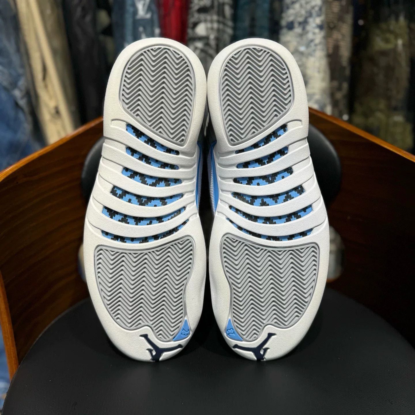 Nike Nike AJ12 Blue Lowtop Sneakers 43 Men Size US 10 / EU 43 - 8 Thumbnail