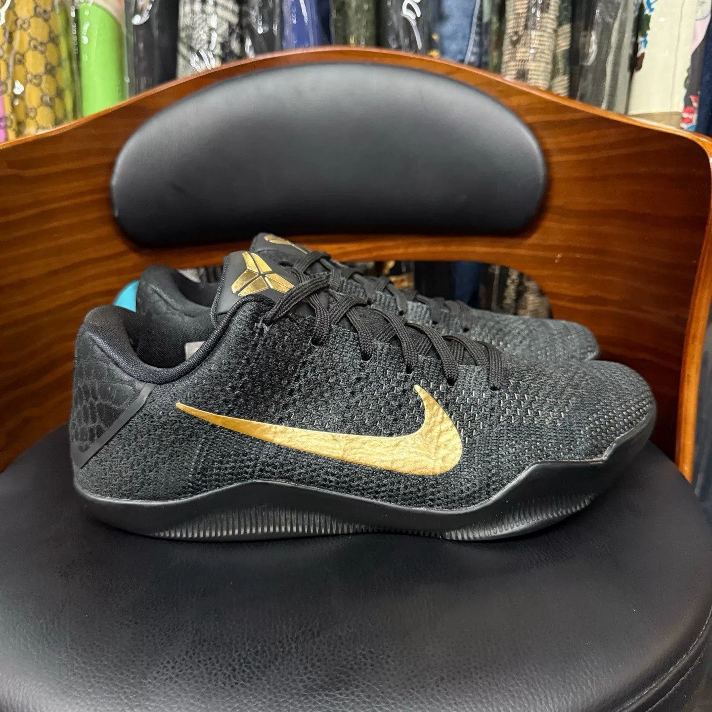 Nike Nike KOBE11 Black Lowtop Sneakers 43 Men Size US 10 / EU 43 - 4 Thumbnail