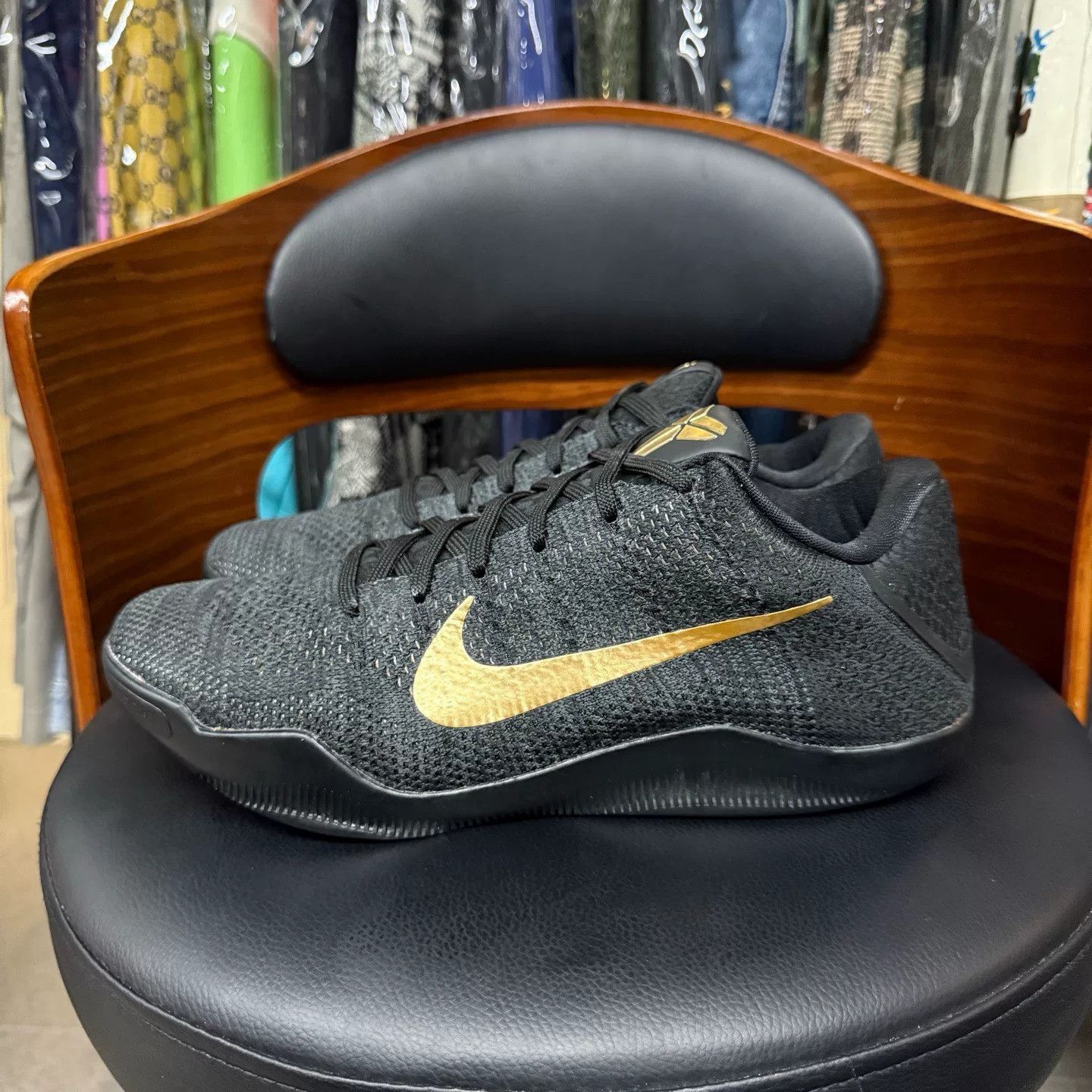 Nike Nike KOBE11 Black Lowtop Sneakers 43 Men Size US 10 / EU 43 - 6 Thumbnail