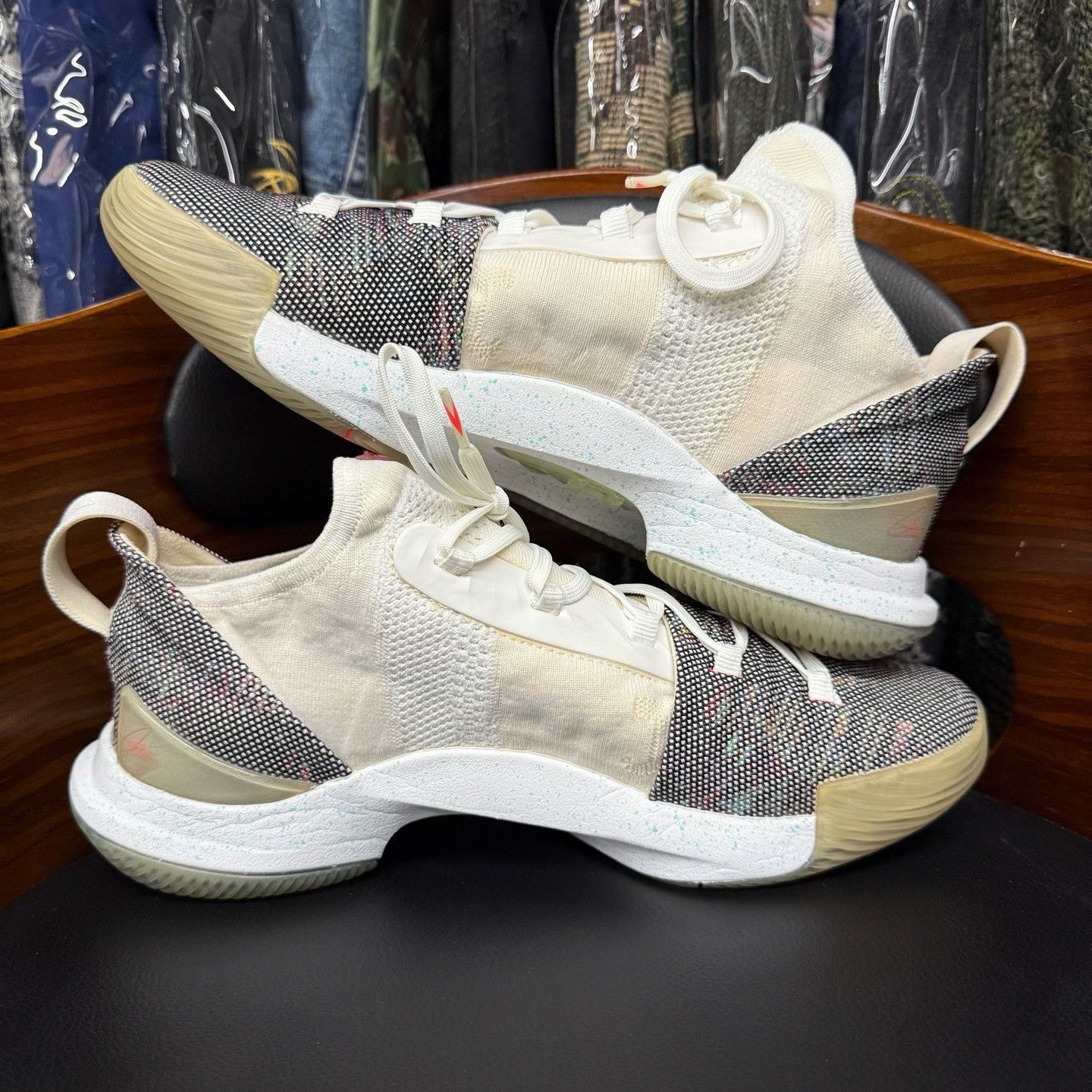 Nike Nike Rainbow Multi Lowtop Sneakers 44 Men Size US 10.5 / EU 43-44 - 7 Thumbnail