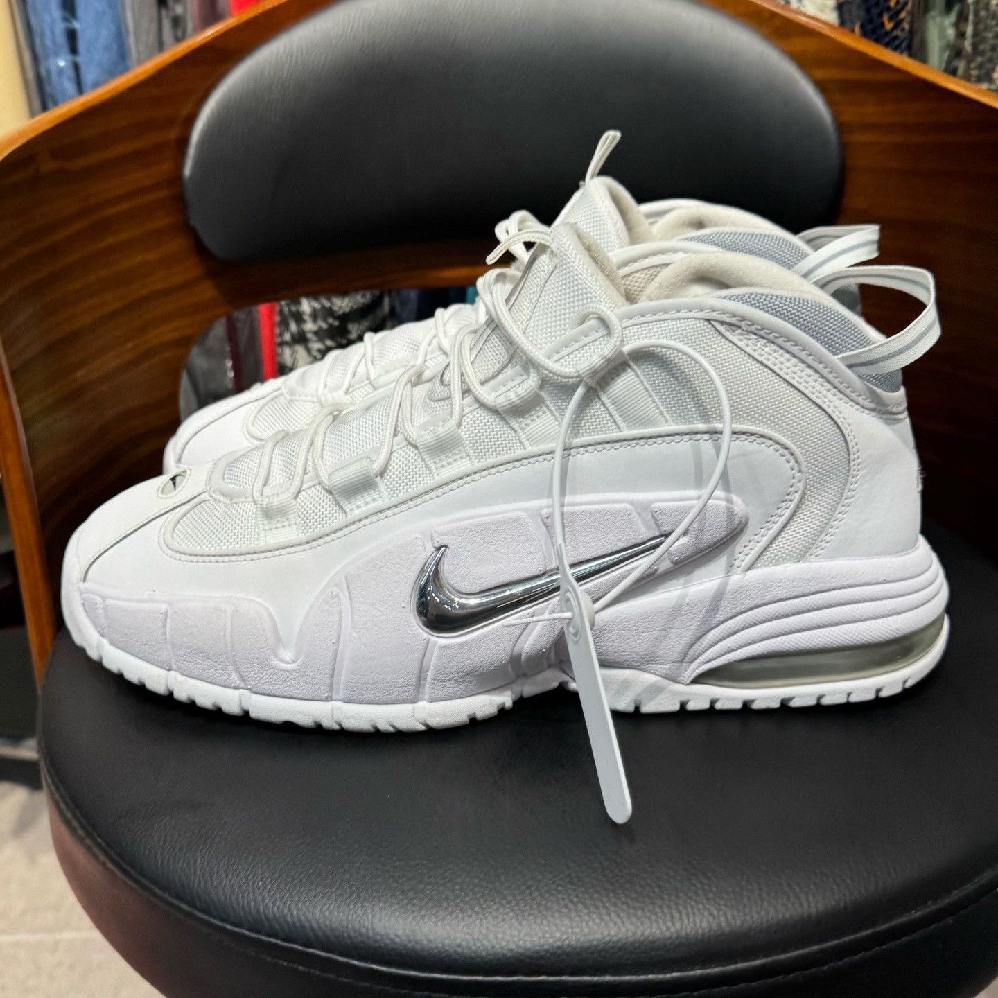 Nike Nike White Lowtop Sneakers 45 Men Size US 11.5 / EU 44-45 - 6 Thumbnail