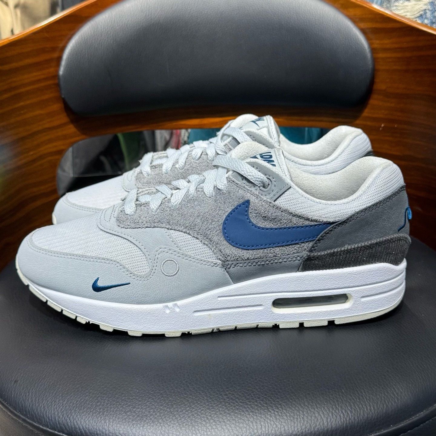 Nike Nike MAX1 Limited Lowtop Sneakers 42 Men Size US 9 / EU 42 - 6 Thumbnail