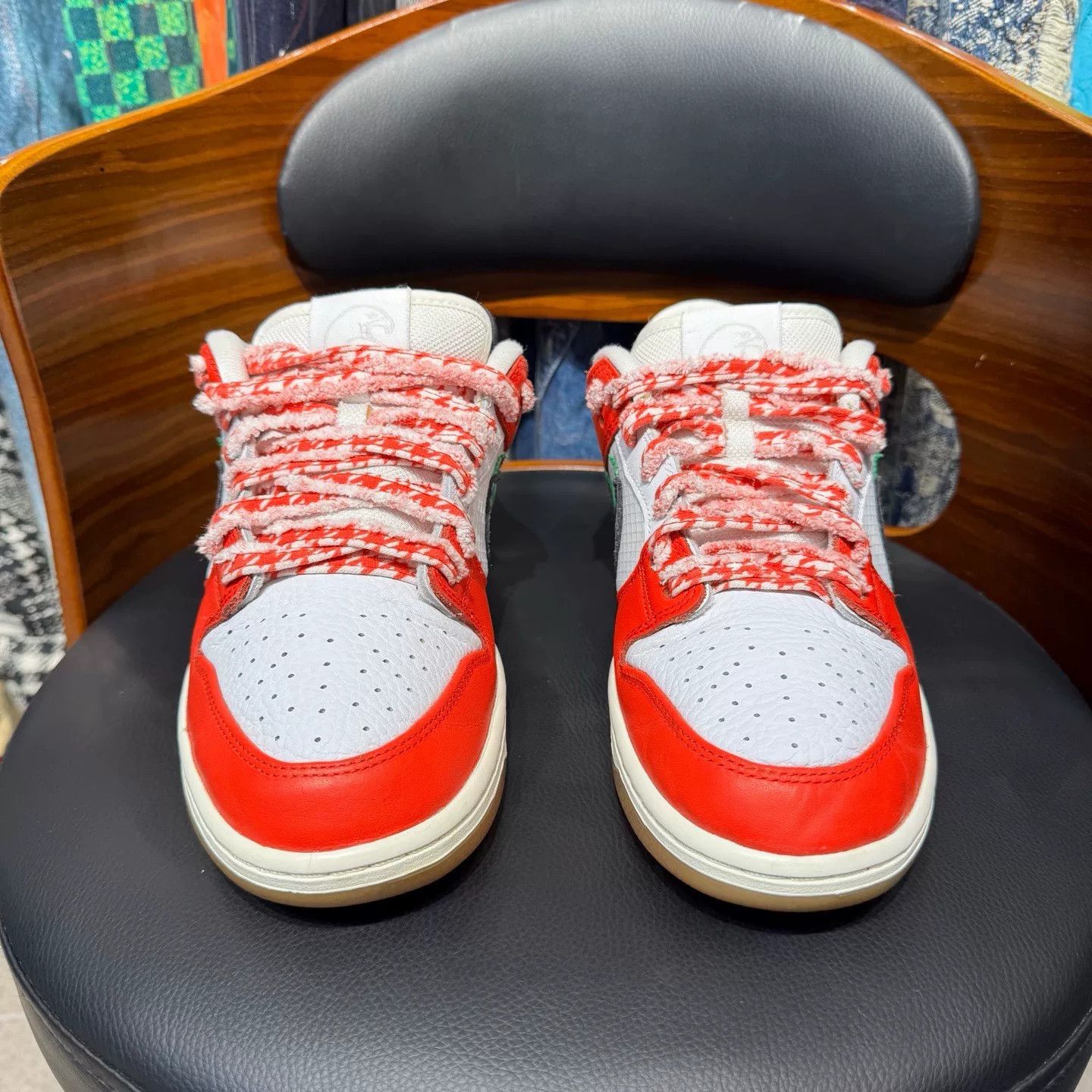 Nike Nike DUNK Red Lowtop Sneakers 42 Men Size US 9 / EU 42 - 2 Thumbnail
