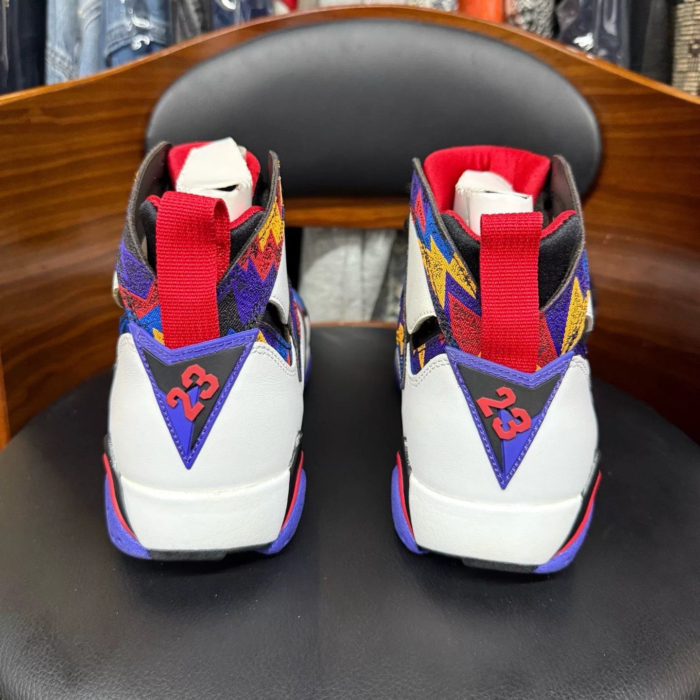 Nike Nike AJ7 White Lowtop Sneakers 40 Men Size US 7.5 / EU 40-41 - 3 Thumbnail
