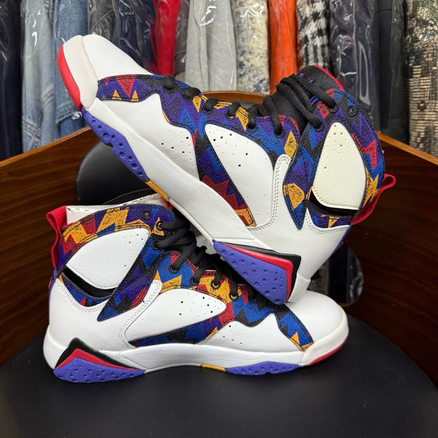 Nike Nike AJ7 White Lowtop Sneakers 40 Men Size US 7.5 / EU 40-41 - 7 Thumbnail