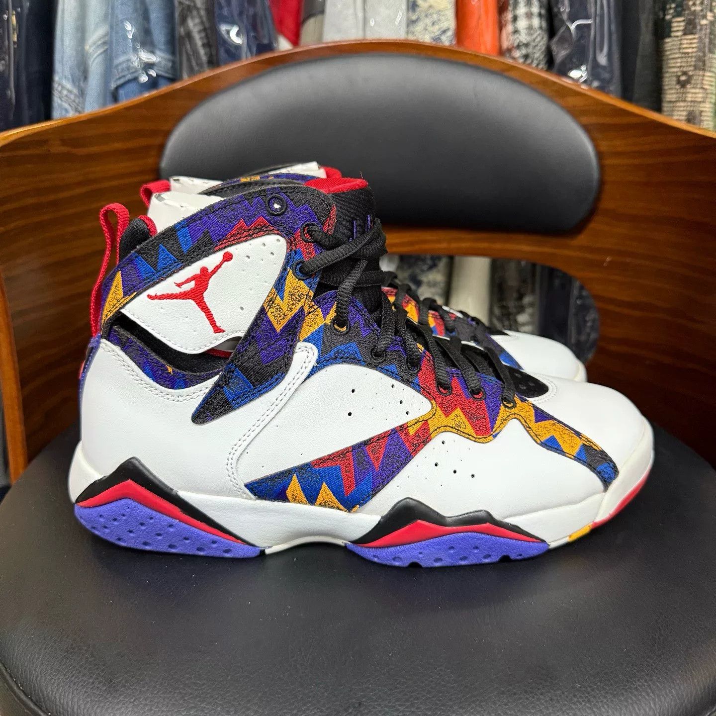 Nike Nike AJ7 White Lowtop Sneakers 40 Men Size US 7.5 / EU 40-41 - 4 Thumbnail