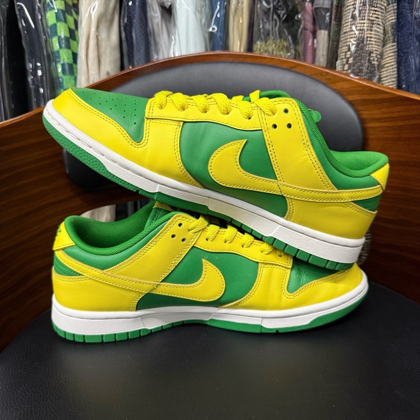 Nike Nike DUNK Yellow Lowtop Sneakers 41 Men Size US 8.5 / EU 41-42 - 7 Thumbnail