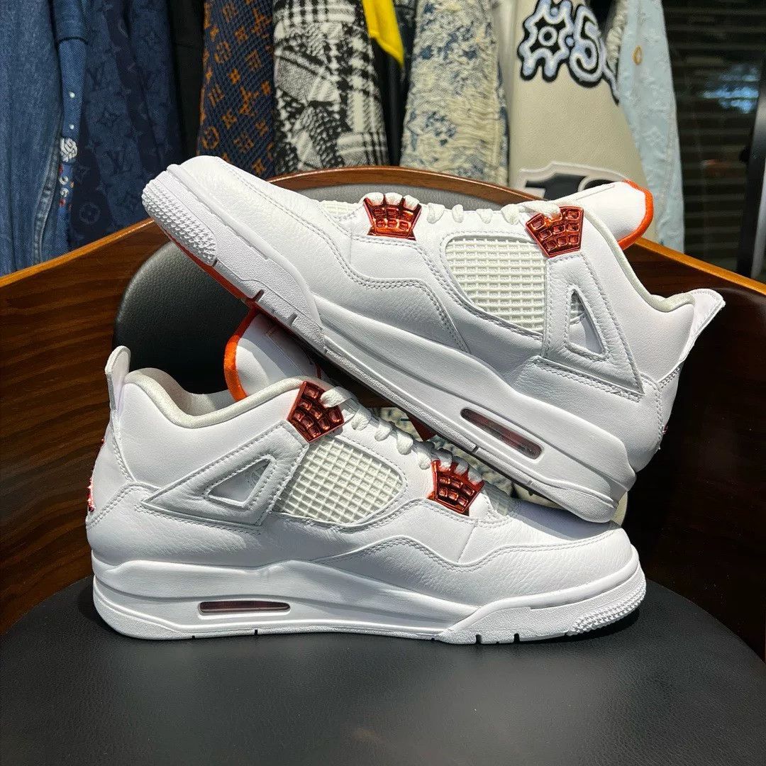 Nike Nike AJ4 Red Lowtop Sneakers 43 Men Size US 10 / EU 43 - 7 Thumbnail