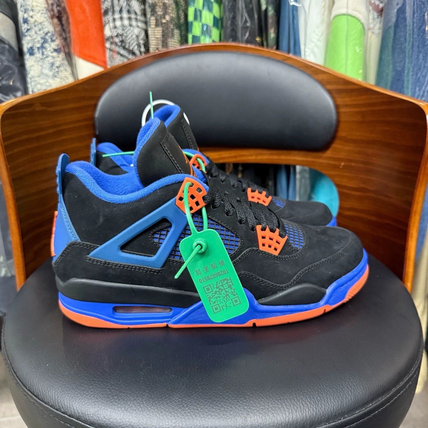Nike Nike AJ4 Lowtop Sneakers 41 Men Size US 8.5 / EU 41-42 - 4 Thumbnail