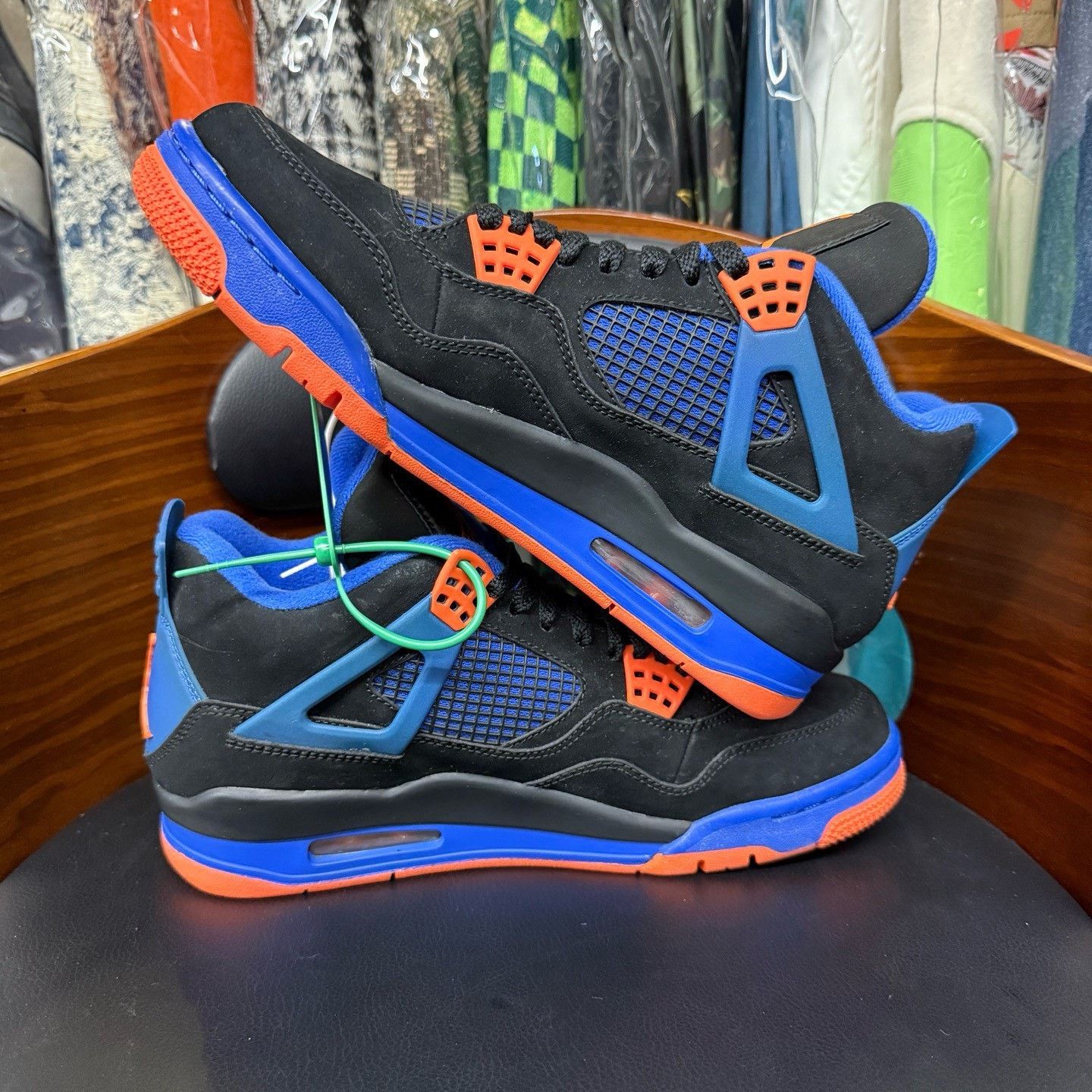 Nike Nike AJ4 Lowtop Sneakers 41 Men Size US 8.5 / EU 41-42 - 7 Thumbnail