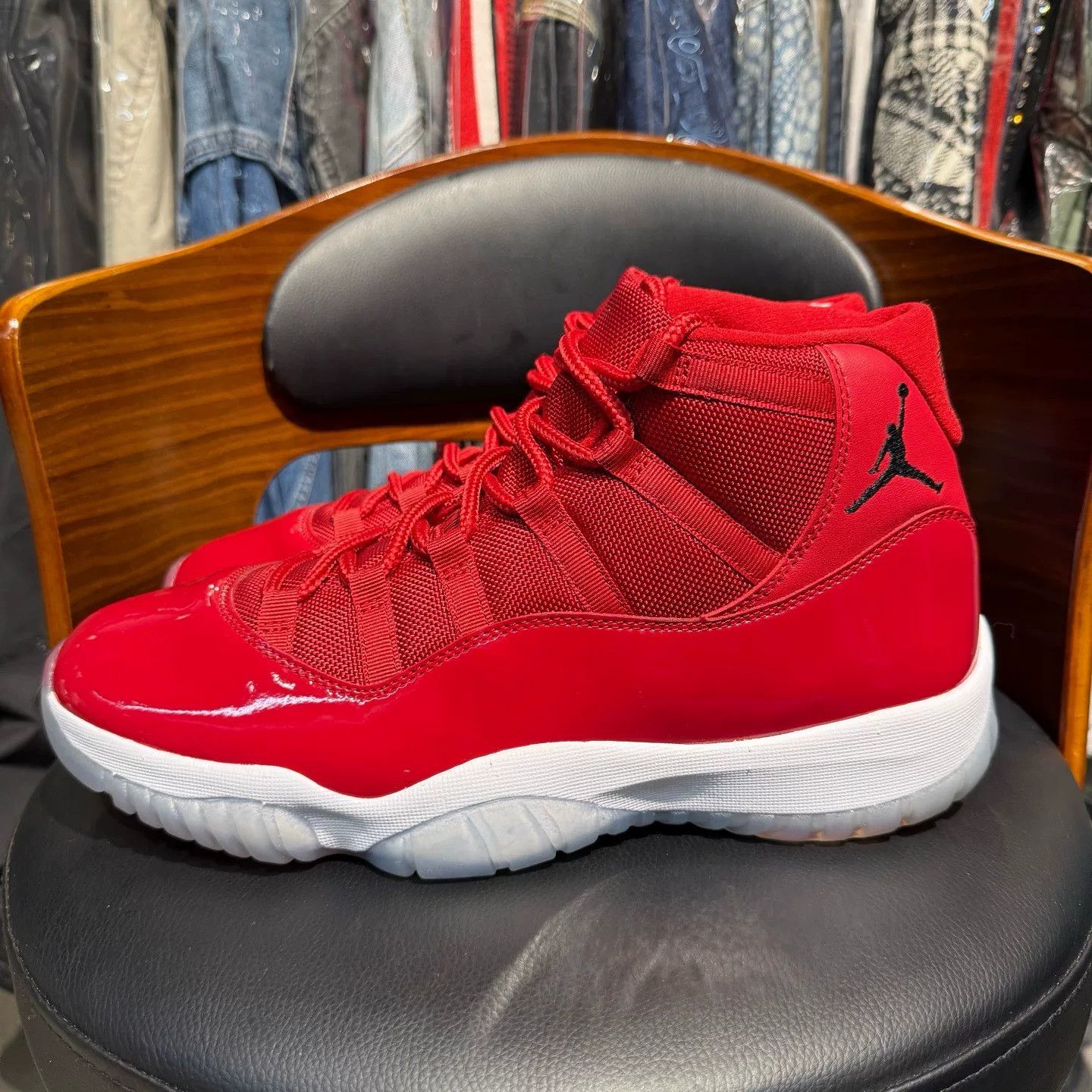 Nike Nike AJ11 Red Lowtop Sneakers 46 Men Size US 12 / EU 45 - 6 Thumbnail