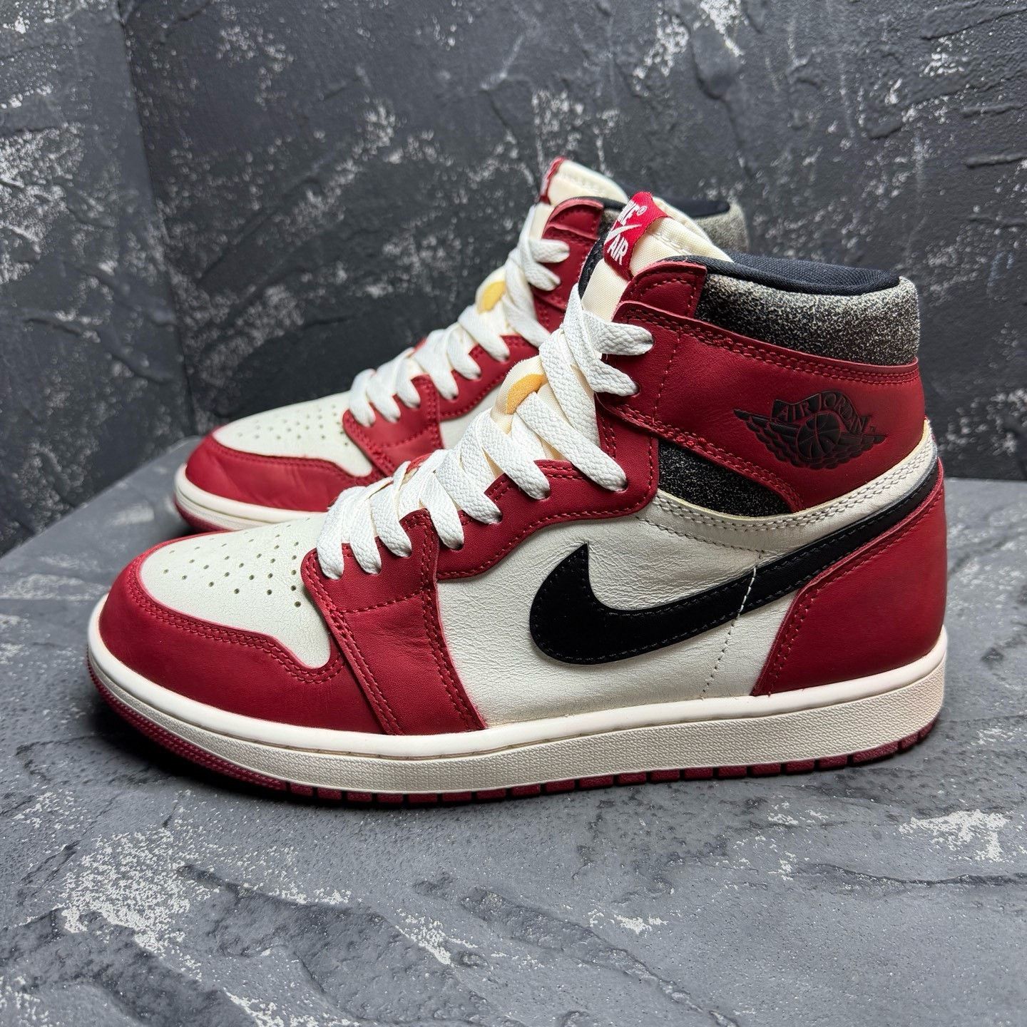Nike Nike Distressed Red Lowtop Sneakers 43 Men Size US 10 / EU 43 - 2 Thumbnail
