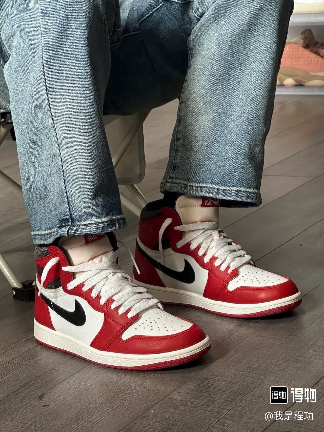 Nike Nike Distressed Red Lowtop Sneakers 43 Men Size US 10 / EU 43 - 9 Thumbnail
