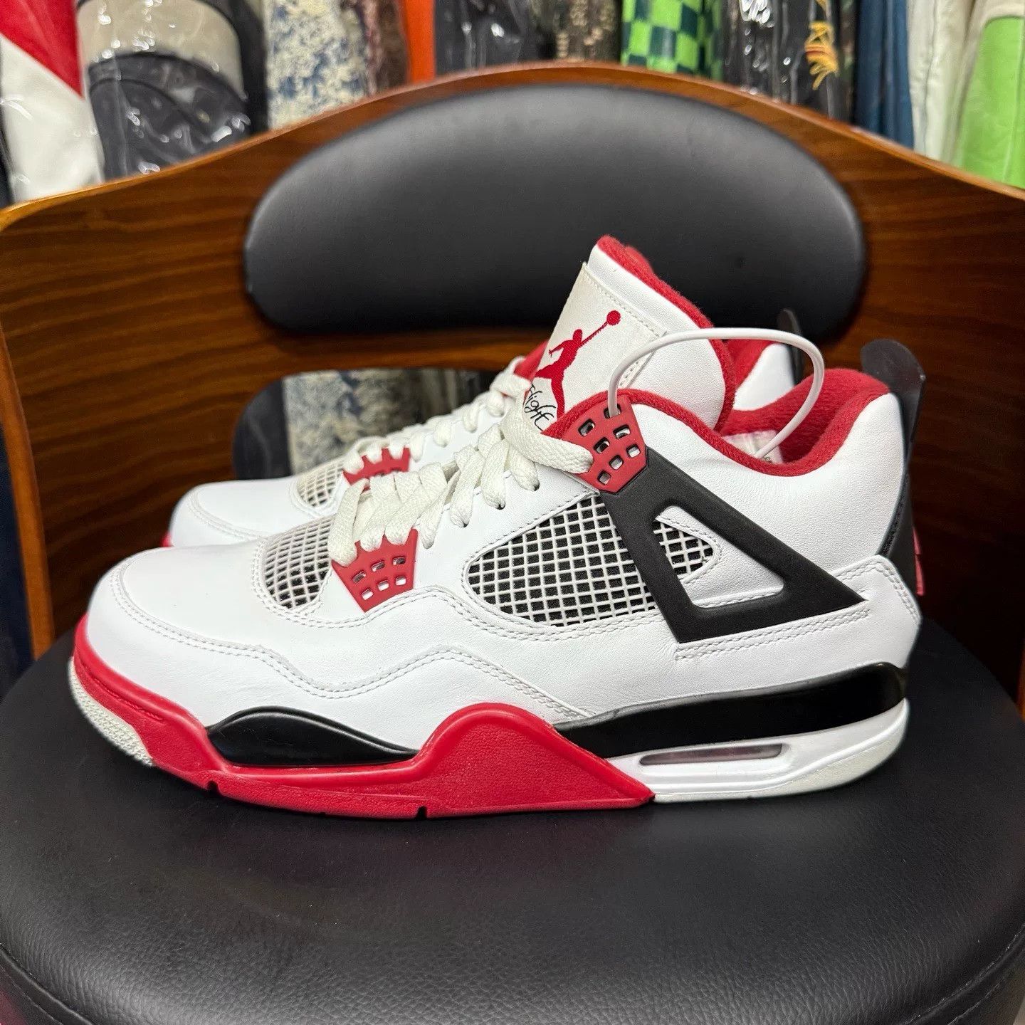 Nike Nike AJ4 Red Lowtop Sneakers 41 Men Size US 8.5 / EU 41-42 - 6 Thumbnail