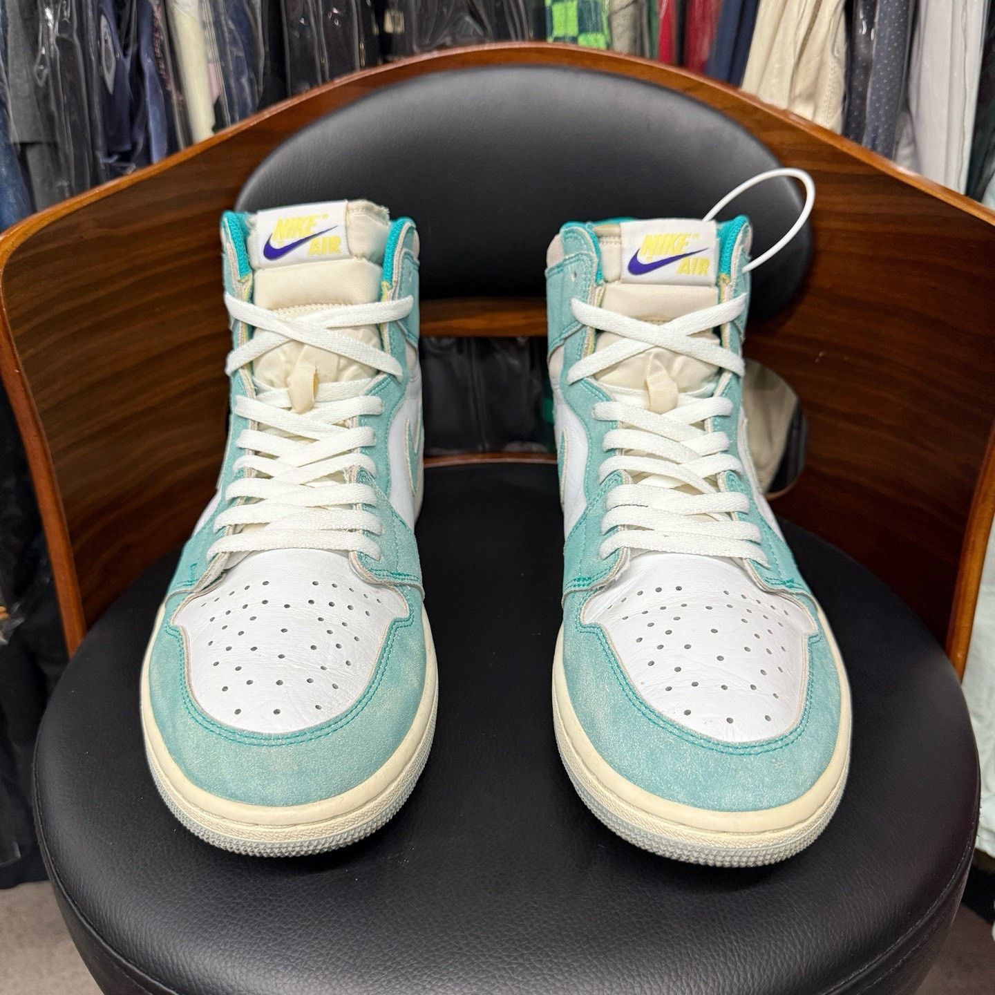 Nike Nike AJ1 Green Lowtop Sneakers 47.5 Men Size US 14 / EU 47 - 2 Thumbnail
