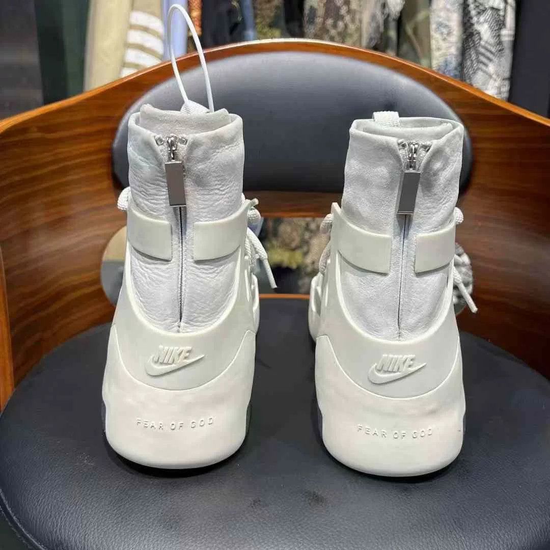 Nike Nike Collab White Hitop Sneakers 41 Men Size US 8.5 / EU 41-42 - 3 Thumbnail