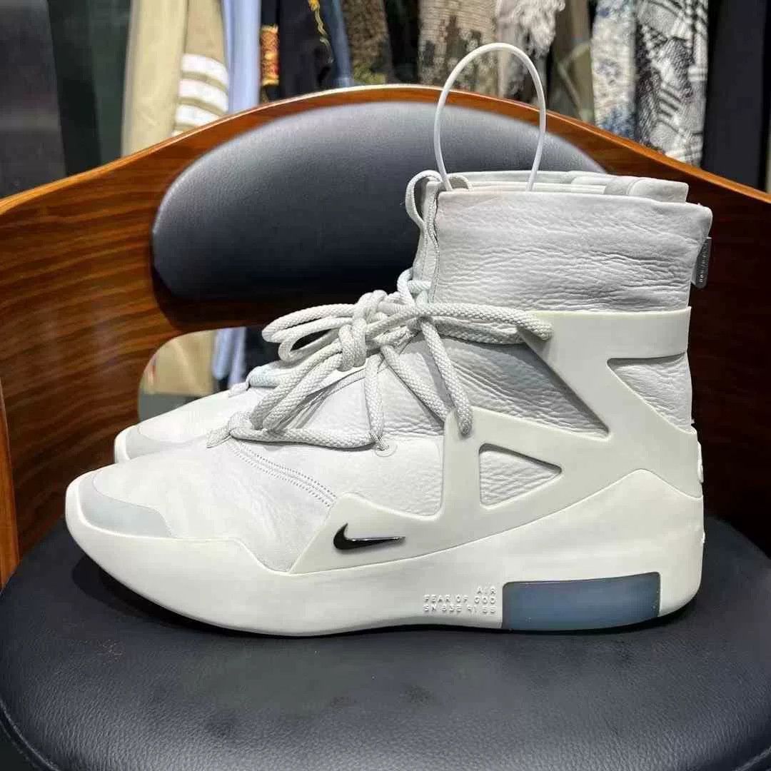 Nike Nike Collab White Hitop Sneakers 41 Men Size US 8.5 / EU 41-42 - 4 Thumbnail