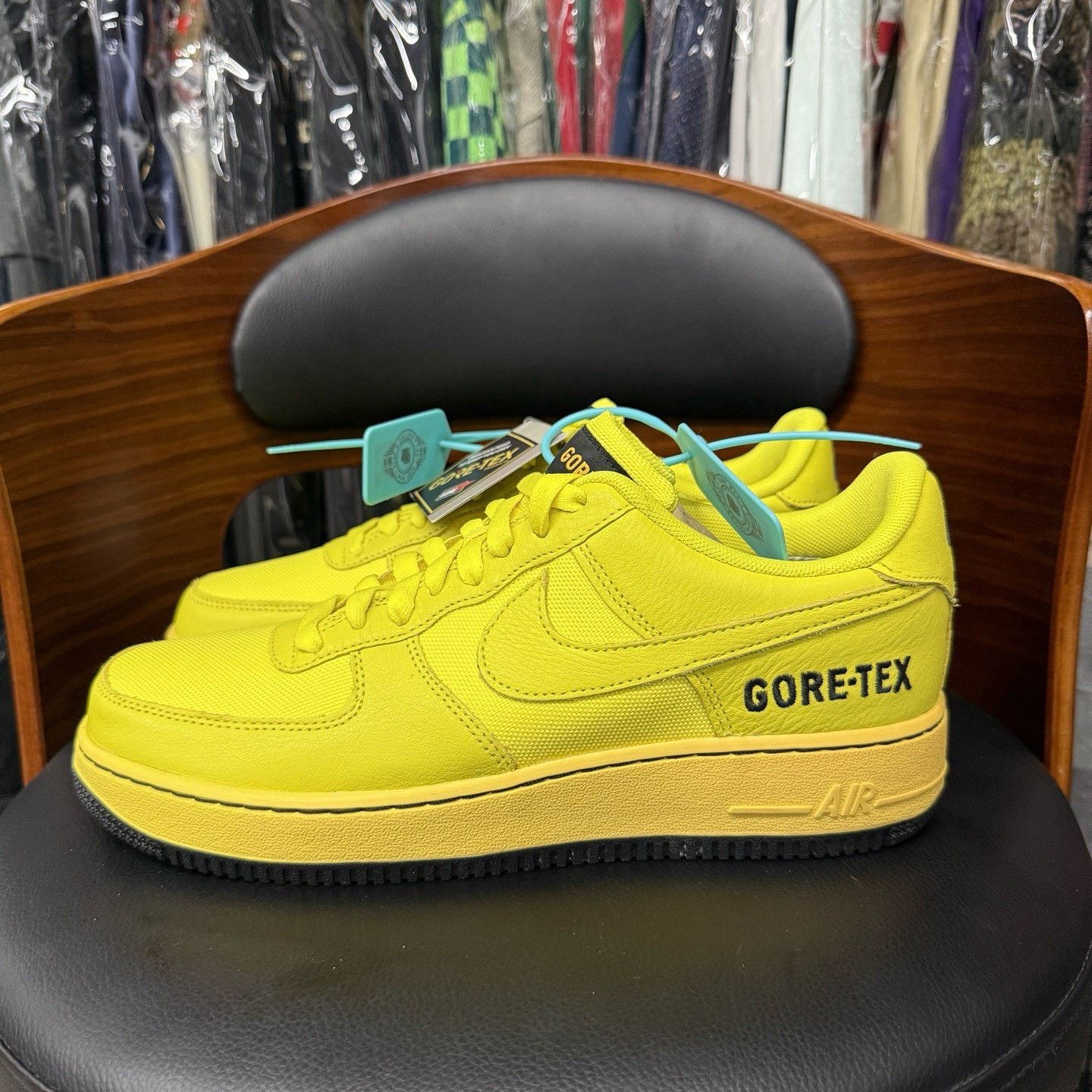 Nike Nike AF1 Yellow Lowtop Sneakers 42 Men Size US 9 / EU 42 - 6 Thumbnail