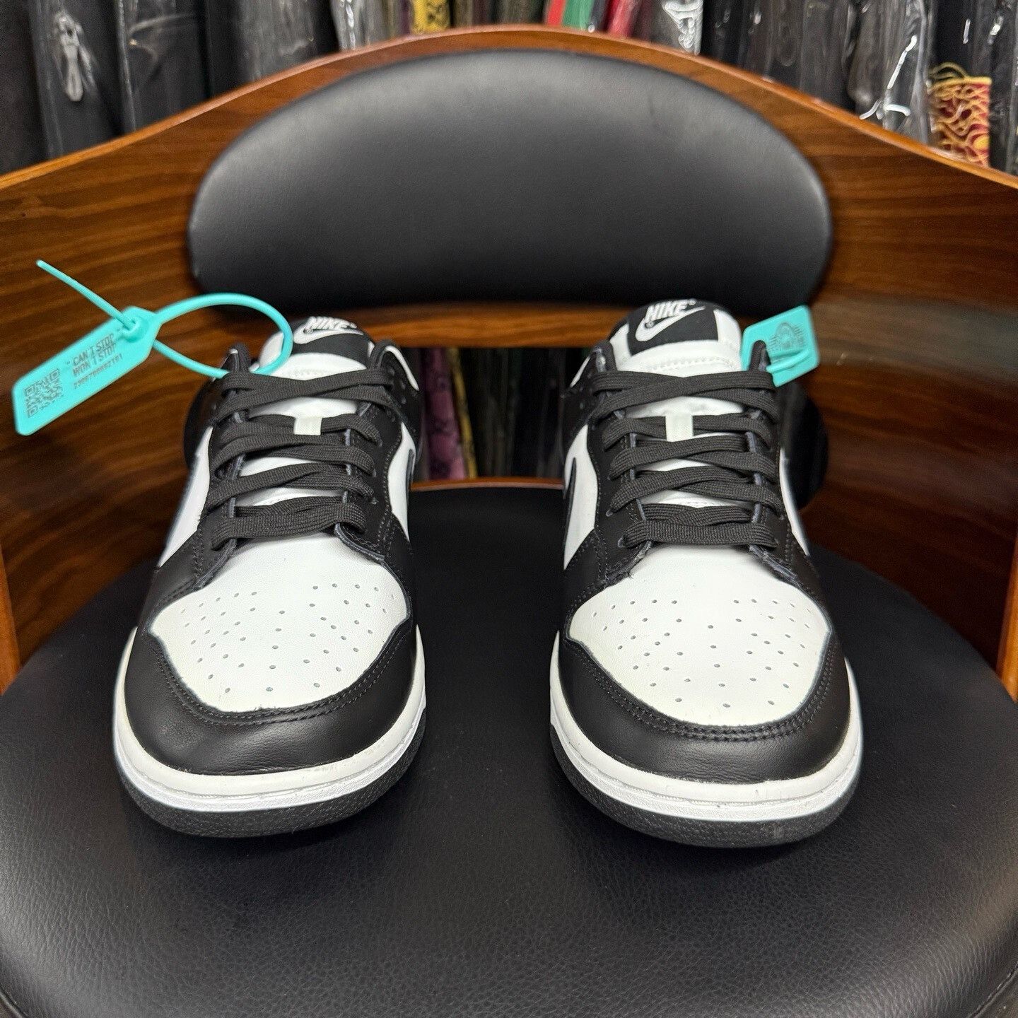 Nike Nike DUNK Black Lowtop Sneakers 43 Men Size US 10 / EU 43 - 2 Thumbnail