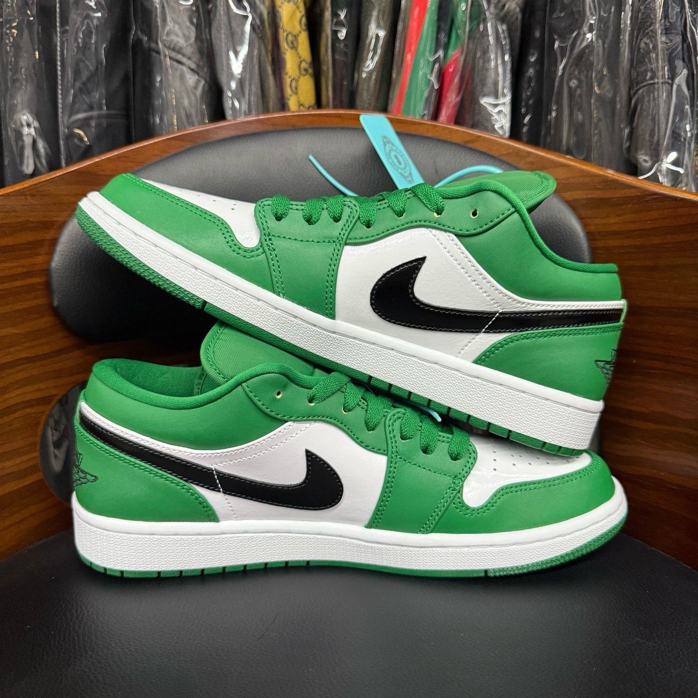 Nike Nike AJ1 Green Lowtop Sneakers 42 Men Size US 9 / EU 42 - 7 Thumbnail