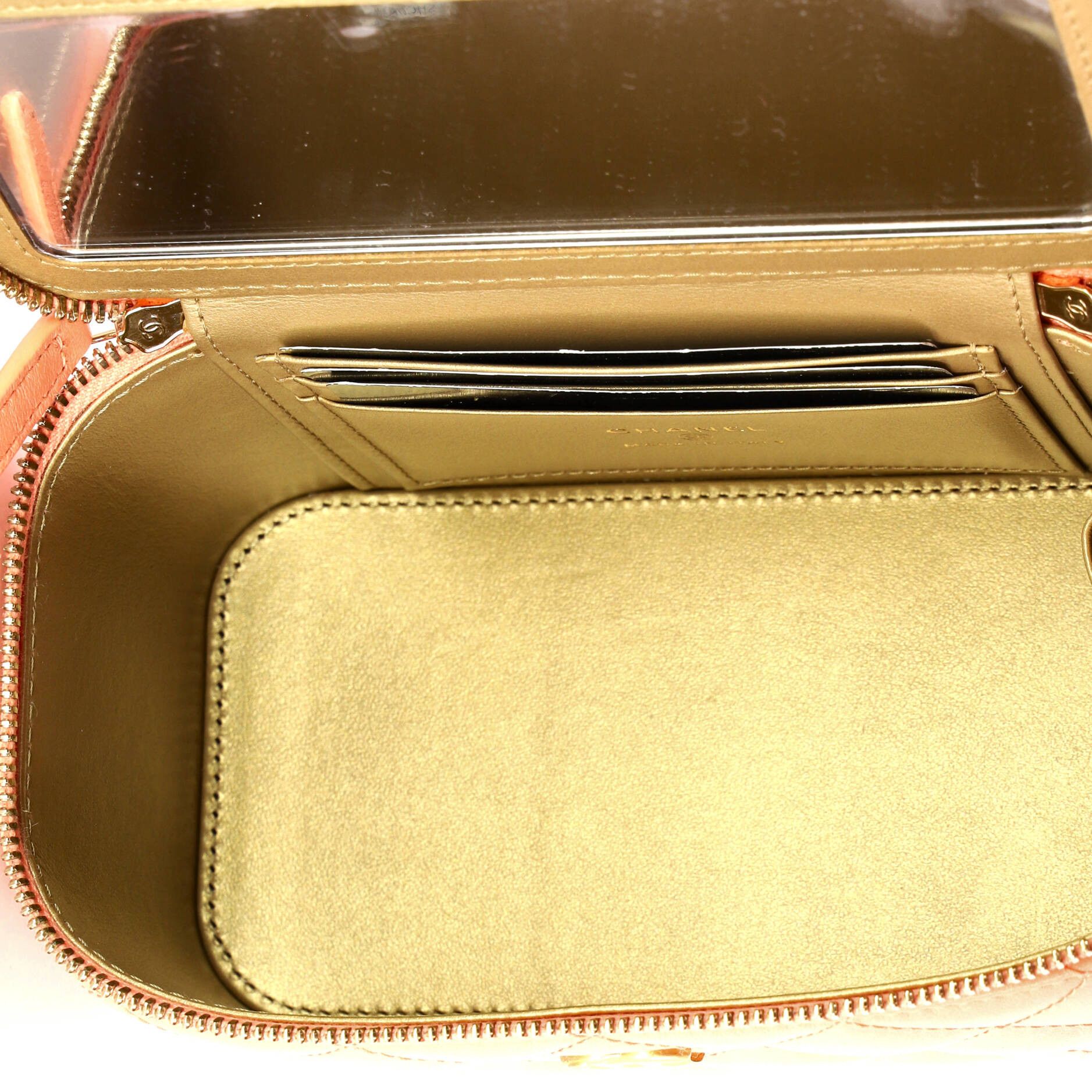 Chanel Pearl Crush Vanity Case with Chain Size ONE SIZE - 5 Thumbnail