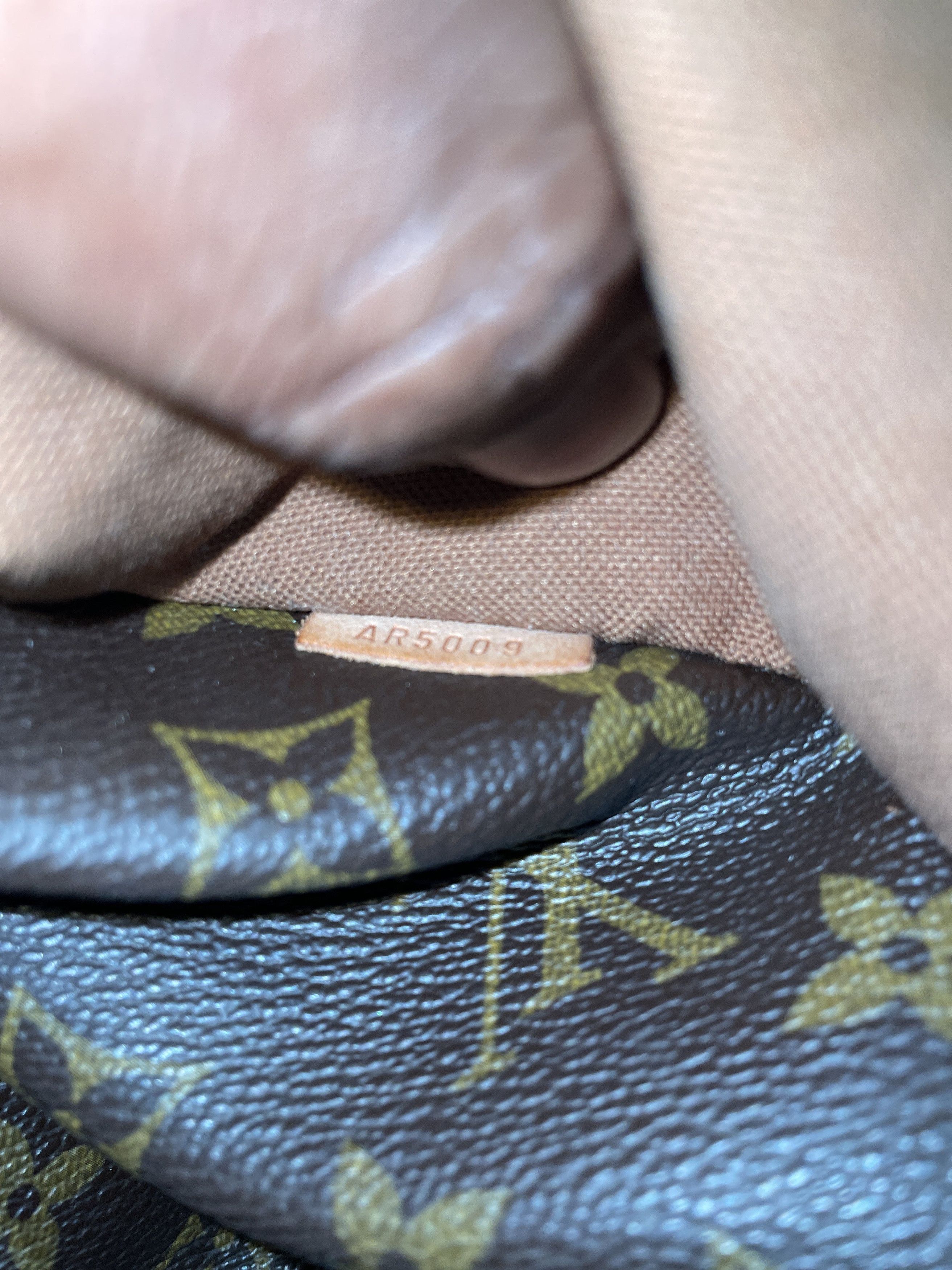 Louis Vuitton Totally Handbag Size ONE SIZE - 7 Thumbnail