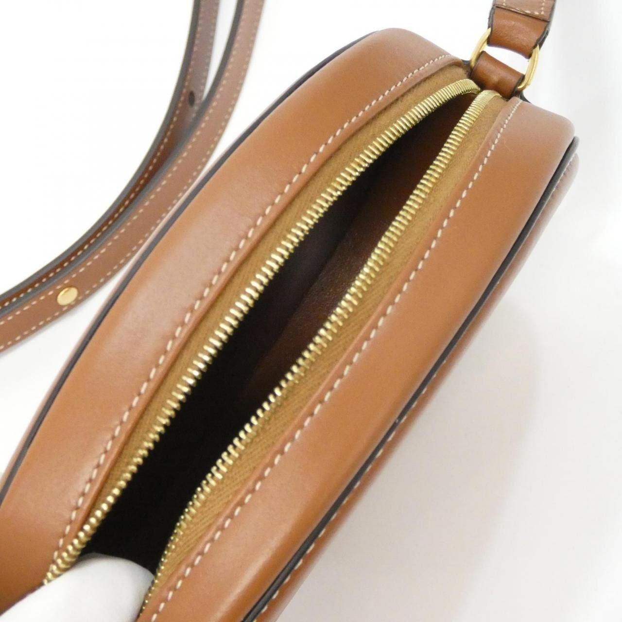 Celine Celine Celine Cross Body Oval Purse Calf Shoulder Bag Leather Crossbody Bag 10I703DPQ DUTY FREE for USA Size ONE SIZE - 8 Thumbnail