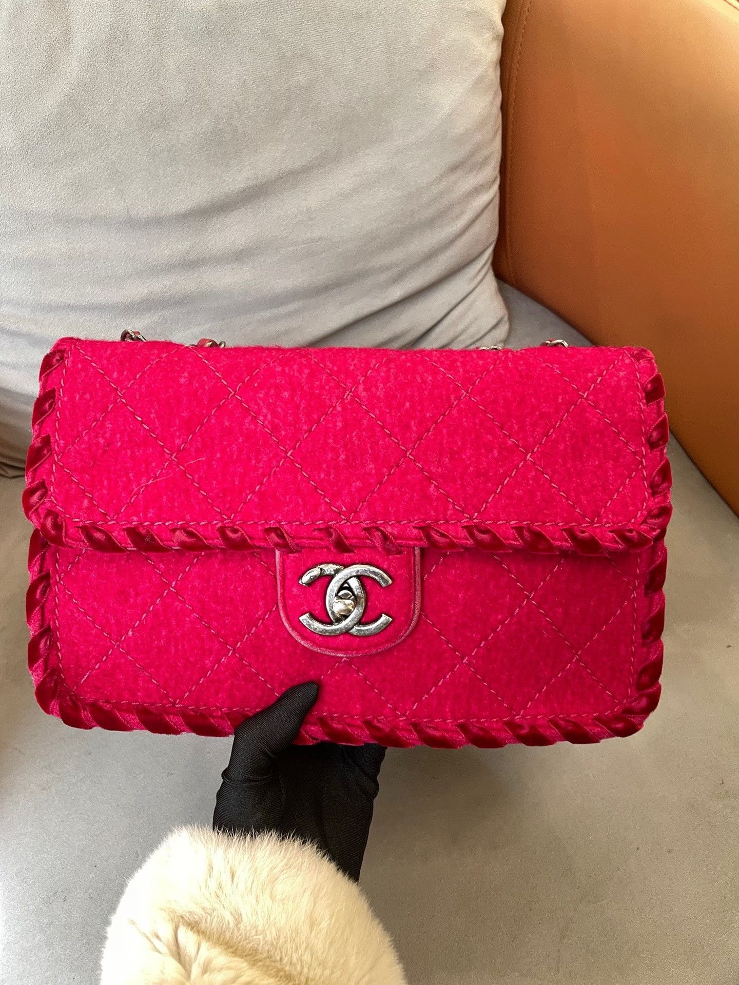 Chanel Pre-loved Bag Very good condition Size ONE SIZE - 2 Thumbnail