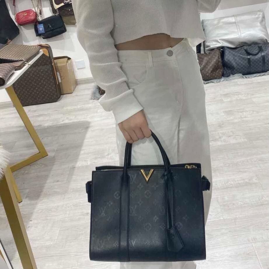 Louis Vuitton Pre-loved Bag Very good condition Size ONE SIZE - 3 Thumbnail