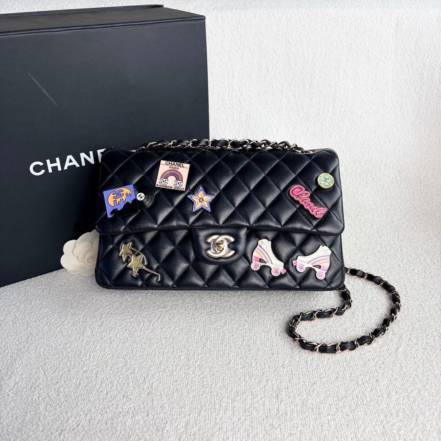Chanel Pre-loved Bag Very good condition Size ONE SIZE - 2 Thumbnail