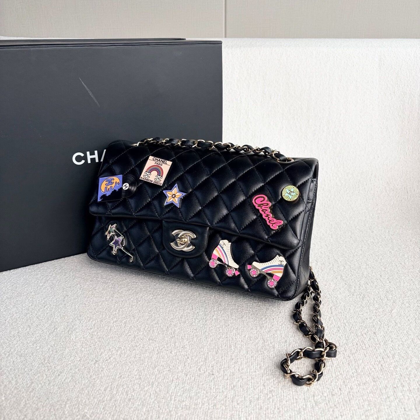 Chanel Pre-loved Bag Very good condition Size ONE SIZE - 4 Thumbnail