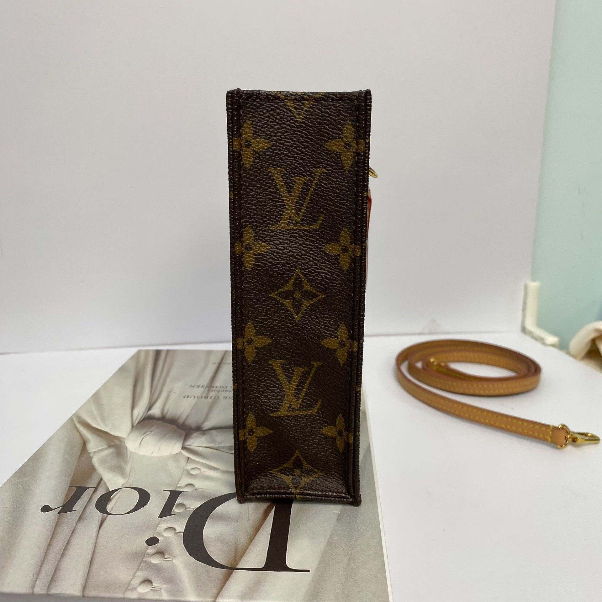 Louis Vuitton Pre-loved Bag Very good condition Size ONE SIZE - 2 Thumbnail