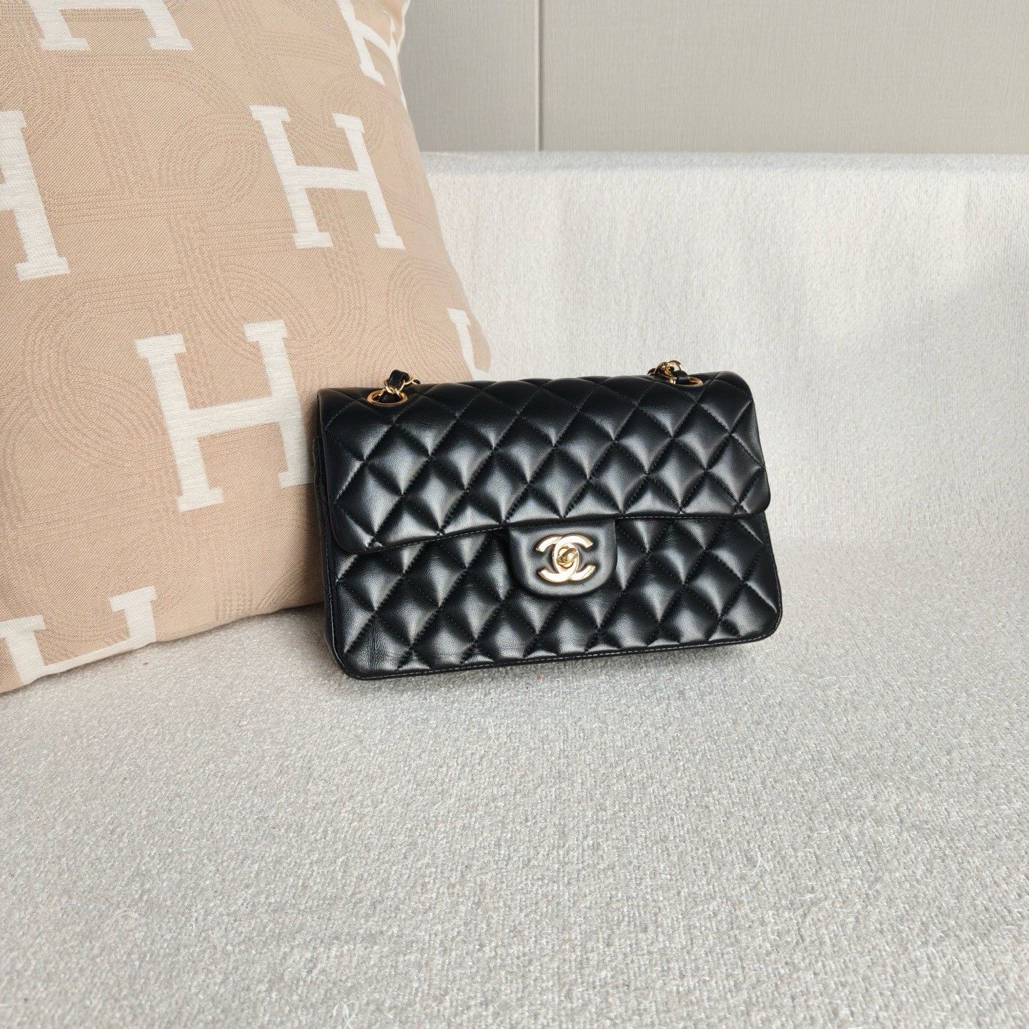 Chanel Pre-loved Bag Very good condition Size ONE SIZE - 6 Thumbnail