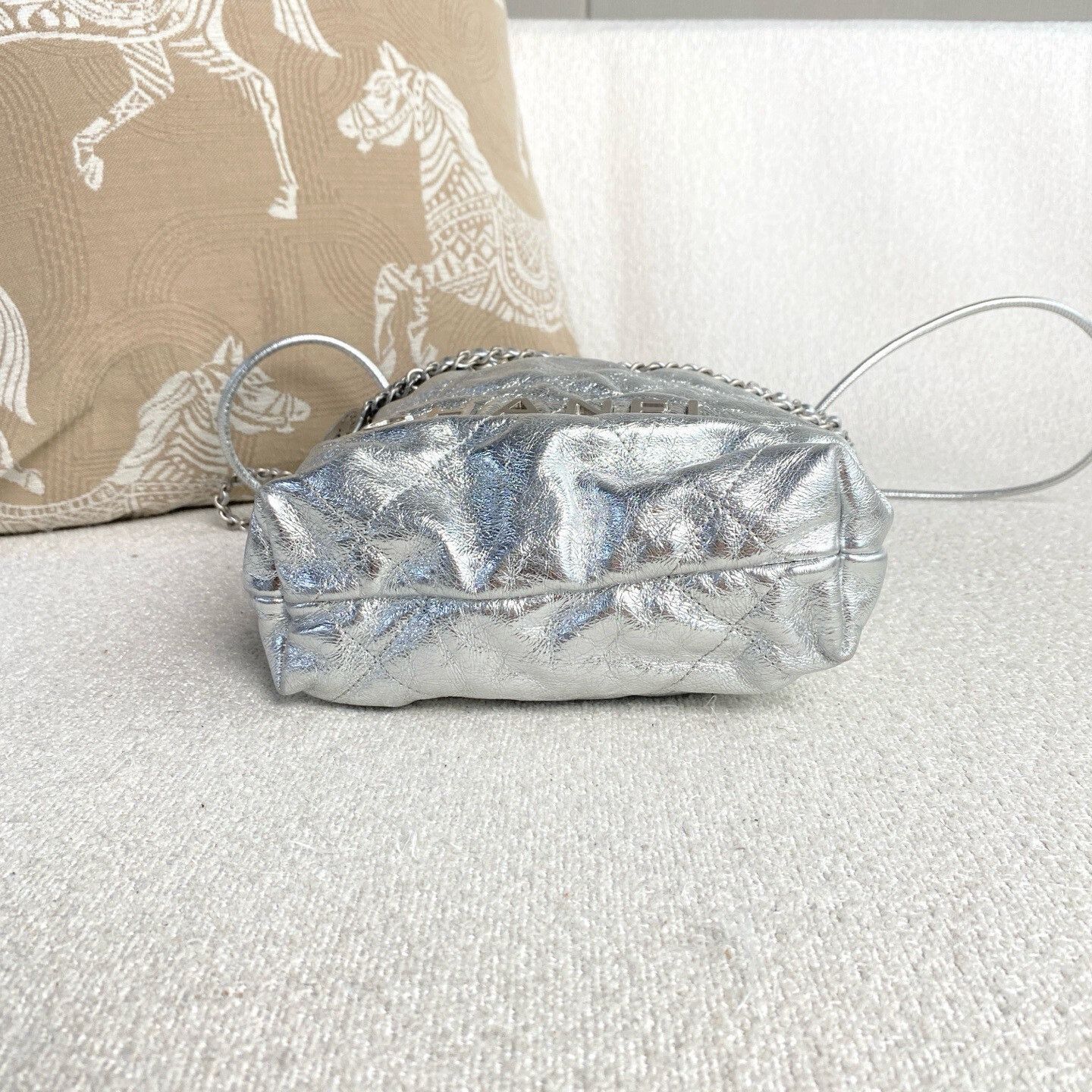 Chanel Pre-loved Bag Very good condition Size ONE SIZE - 5 Thumbnail