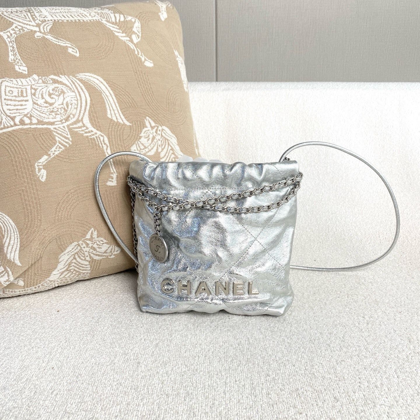 Chanel Pre-loved Bag Very good condition Size ONE SIZE - 2 Thumbnail