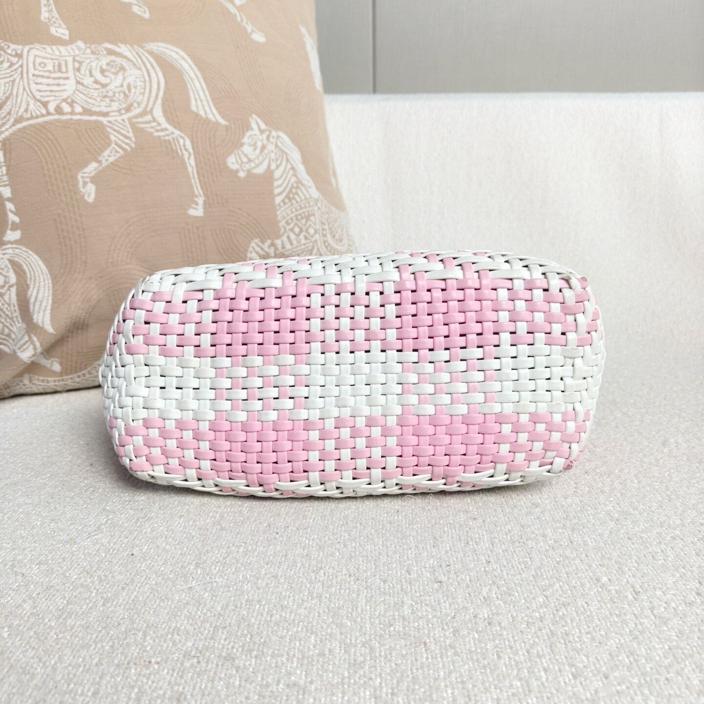 Miu Miu Pre-loved Bag Very good condition Size ONE SIZE - 5 Thumbnail
