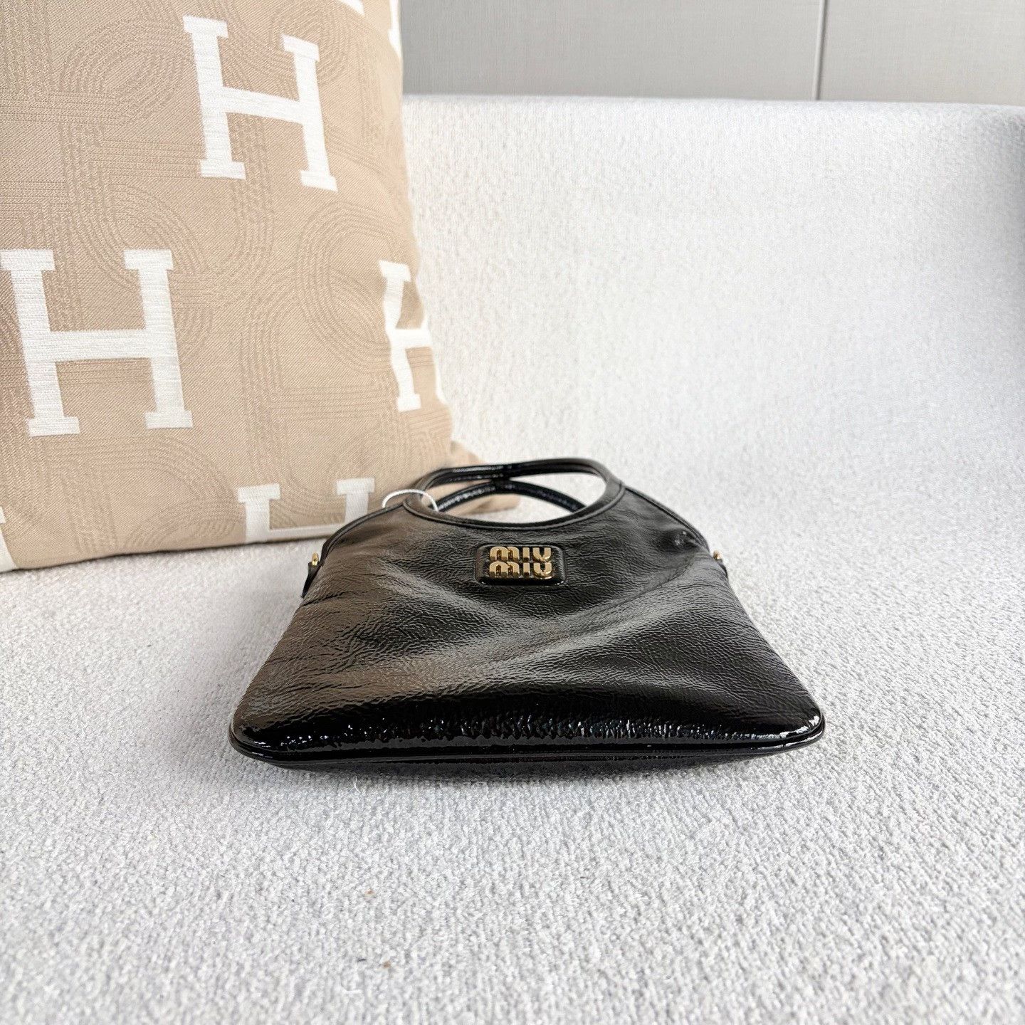 Miu Miu Pre-loved Bag Very good condition Size ONE SIZE - 5 Thumbnail