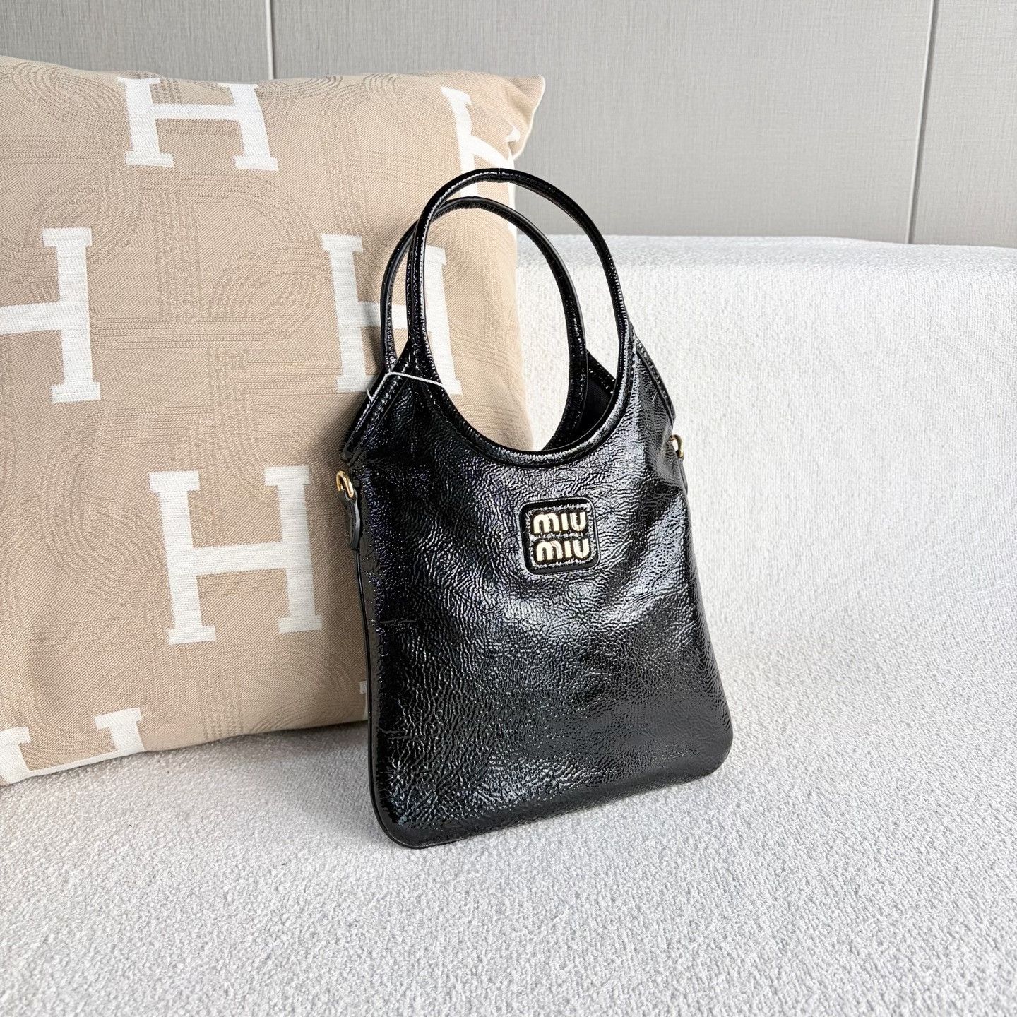 Miu Miu Pre-loved Bag Very good condition Size ONE SIZE - 6 Thumbnail