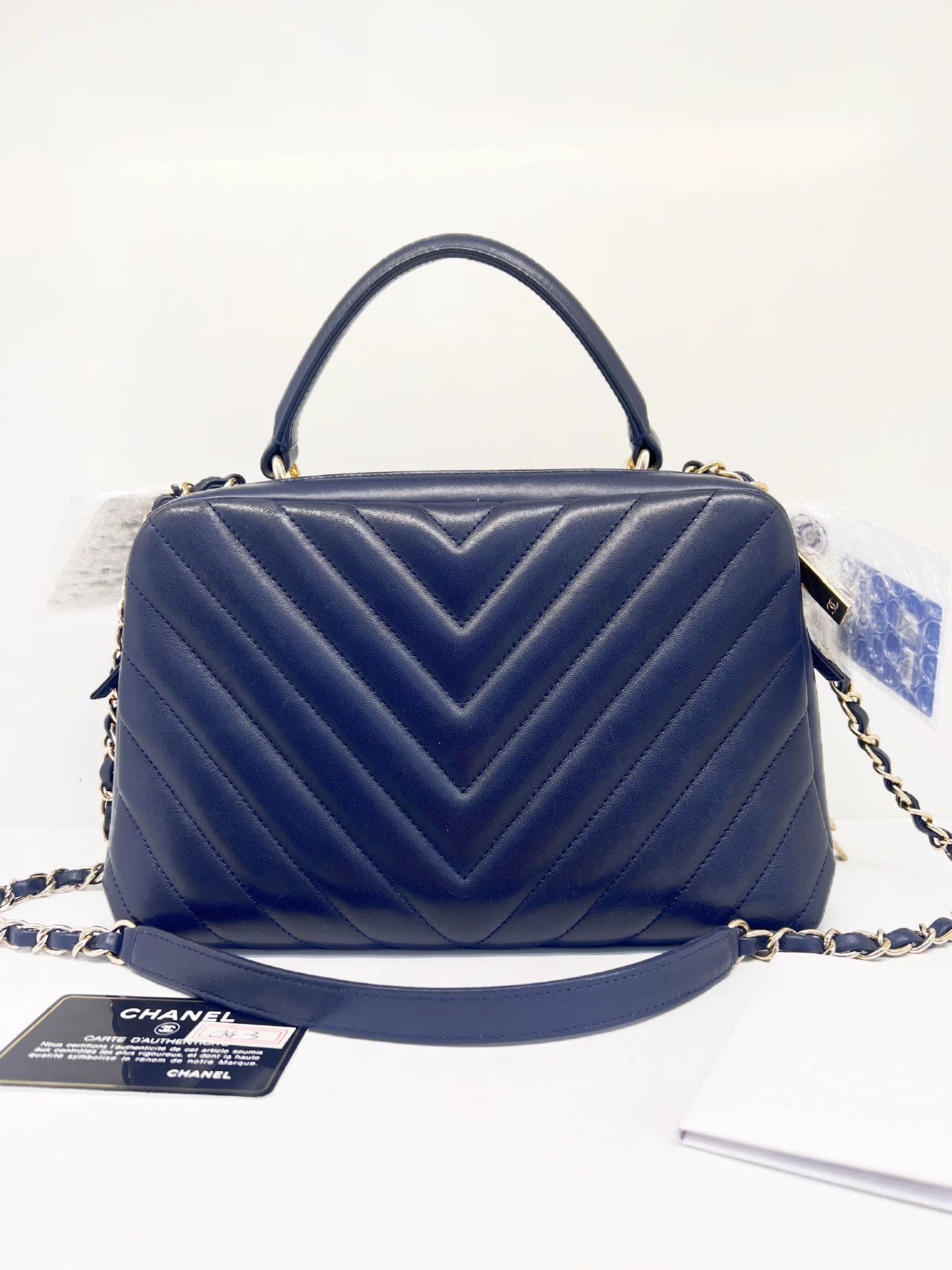 Chanel Pre-loved Bag Very good condition Size ONE SIZE - 2 Thumbnail
