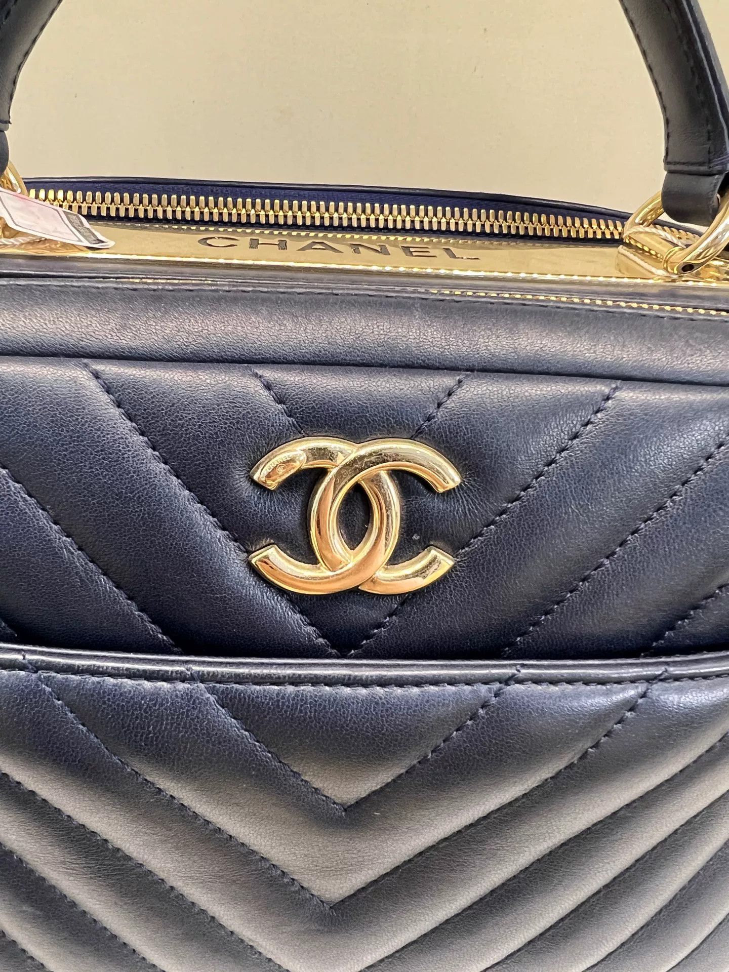Chanel Pre-loved Bag Very good condition Size ONE SIZE - 7 Thumbnail