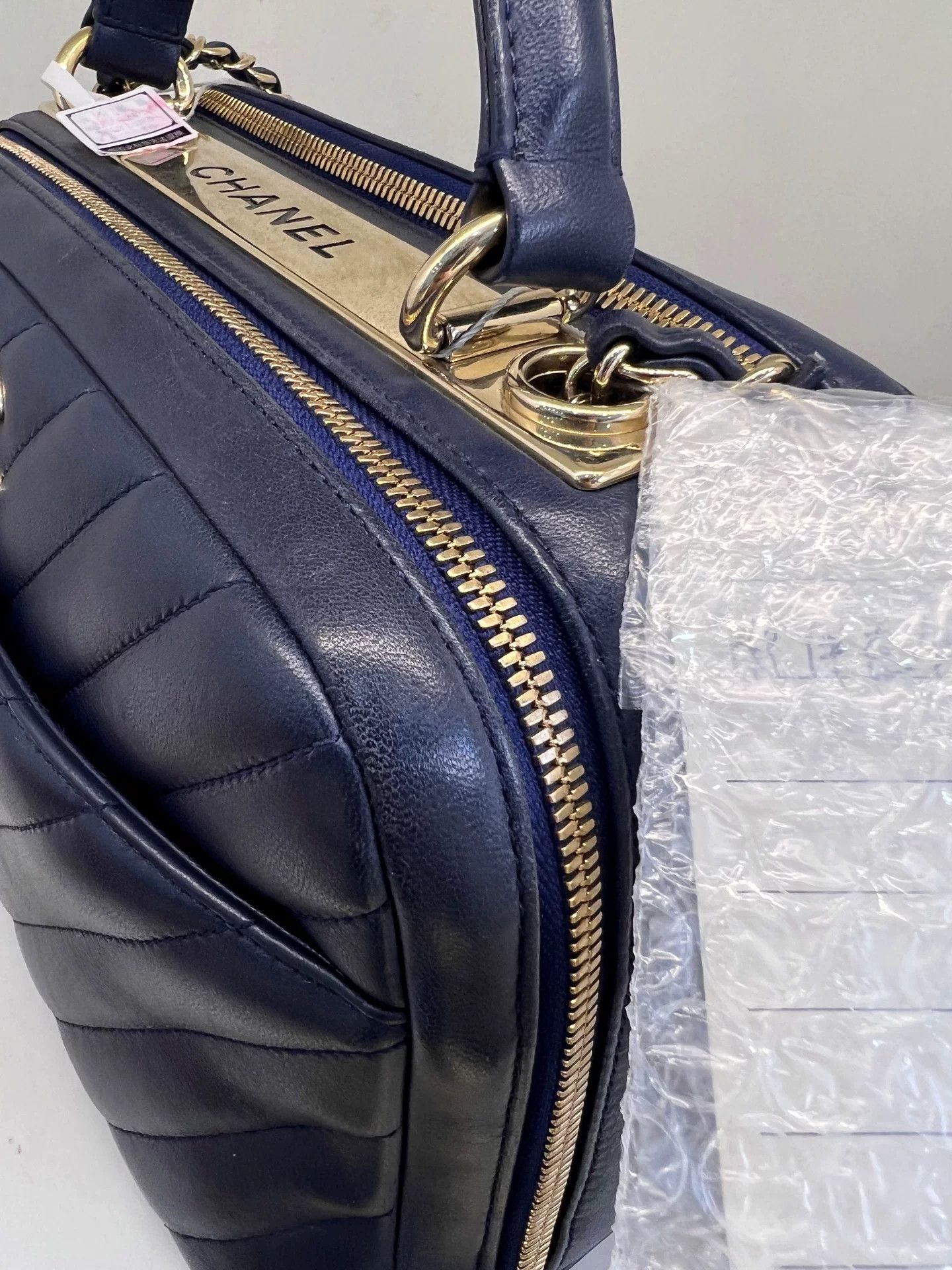 Chanel Pre-loved Bag Very good condition Size ONE SIZE - 9 Thumbnail